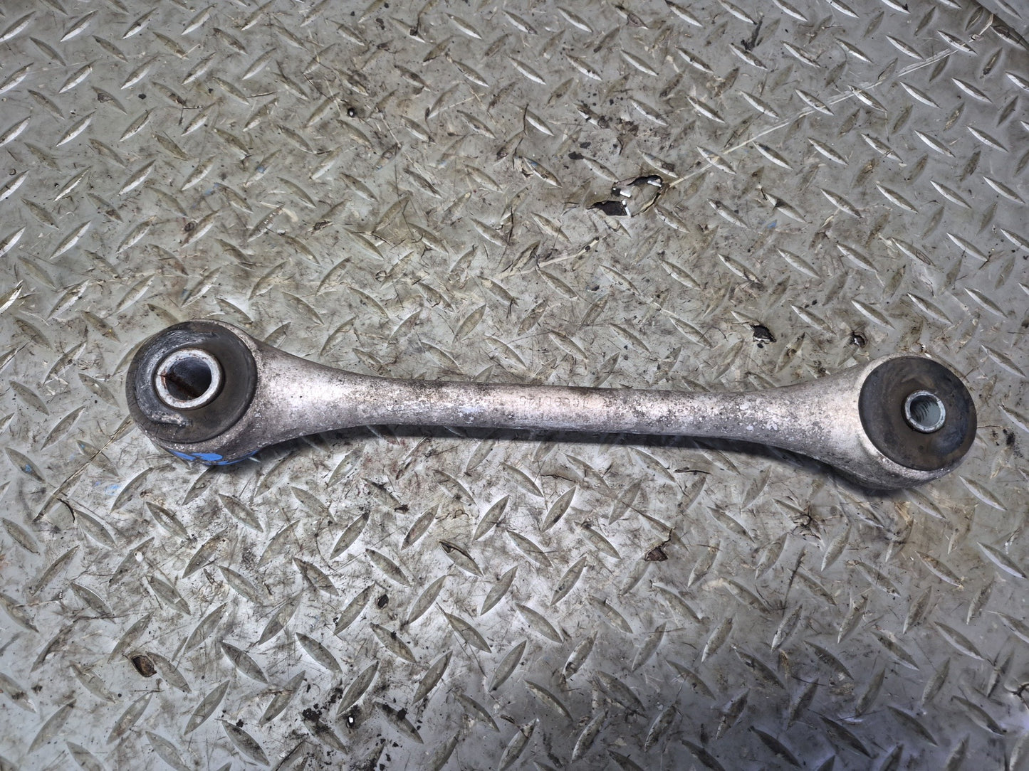 90-96 Chevrolet Corvette C4 Set of 3 Rear Right Suspension Control Arm OEM