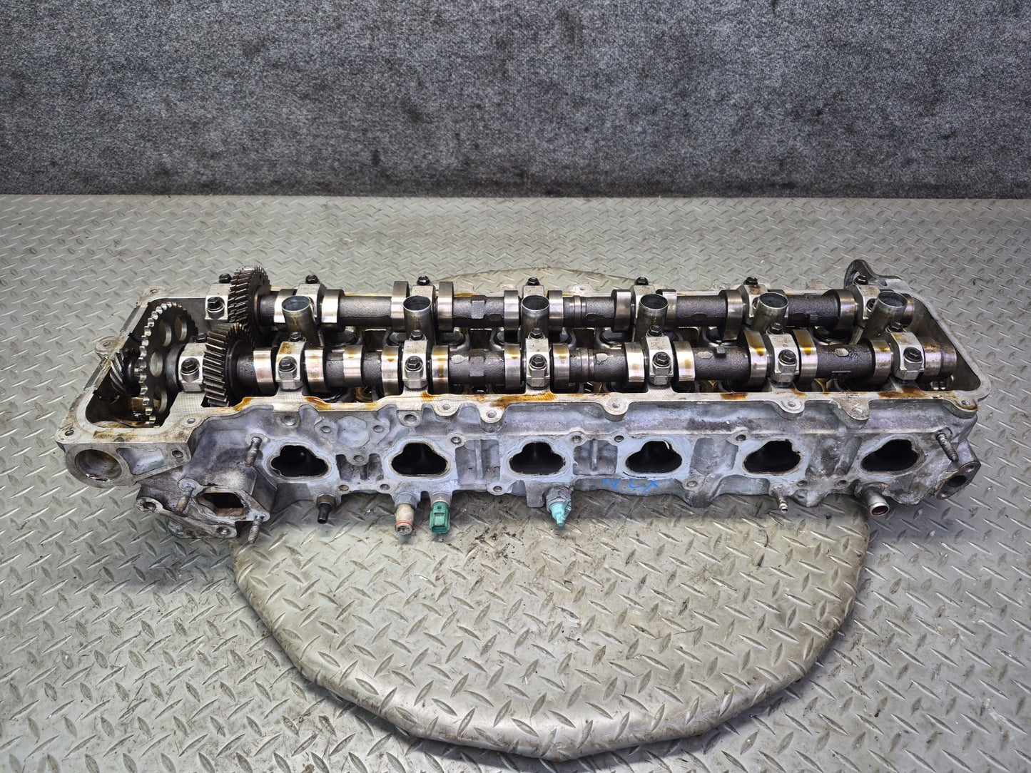 1996-1997 Lexus FZJ80L LX450 1FZFE Engine Cylinder Head w Camshafts