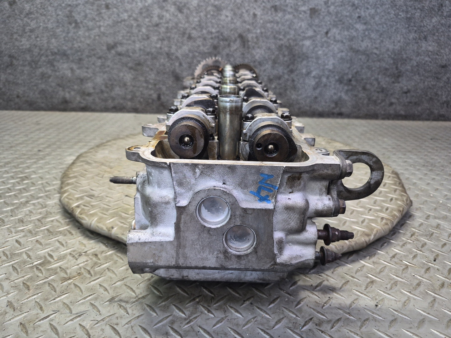 1996-1997 Lexus FZJ80L LX450 1FZFE Engine Cylinder Head w Camshafts