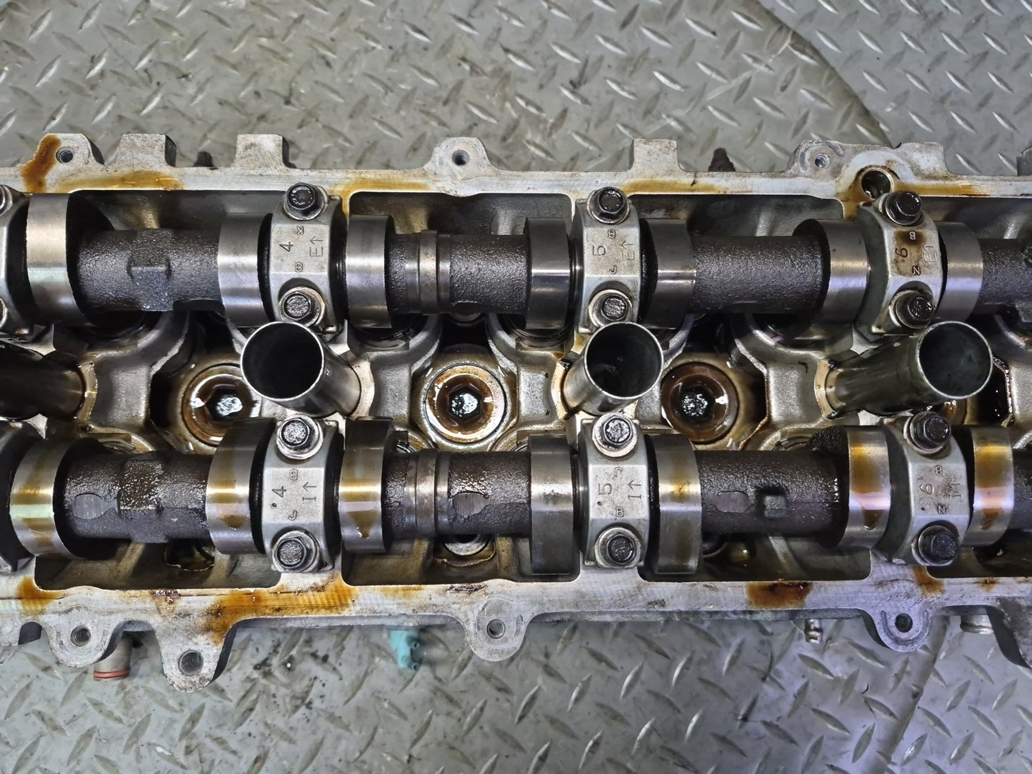 1996-1997 Lexus FZJ80L LX450 1FZFE Engine Cylinder Head w Camshafts