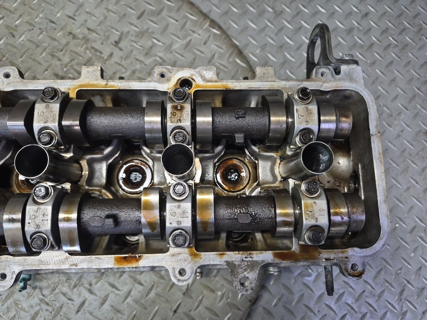 1996-1997 Lexus FZJ80L LX450 1FZFE Engine Cylinder Head w Camshafts