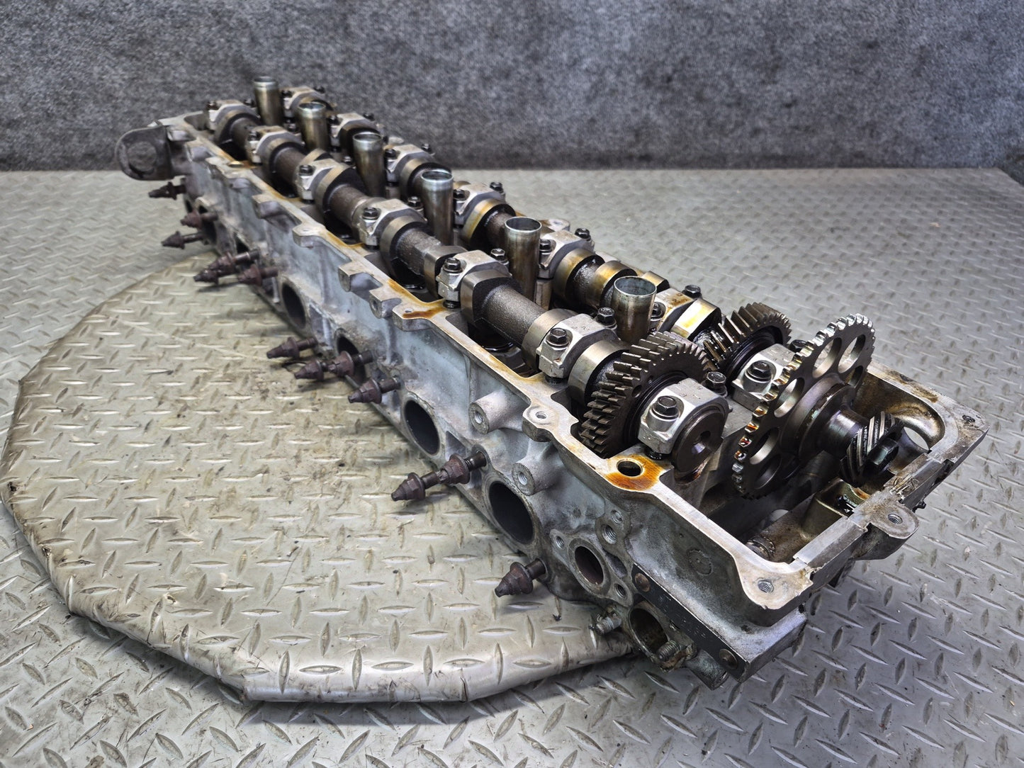 1996-1997 Lexus FZJ80L LX450 1FZFE Engine Cylinder Head w Camshafts