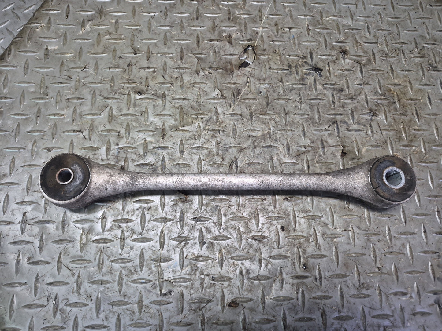 90-96 Chevrolet Corvette C4 Set of 2 Rear Left Suspension Control Arm OEM