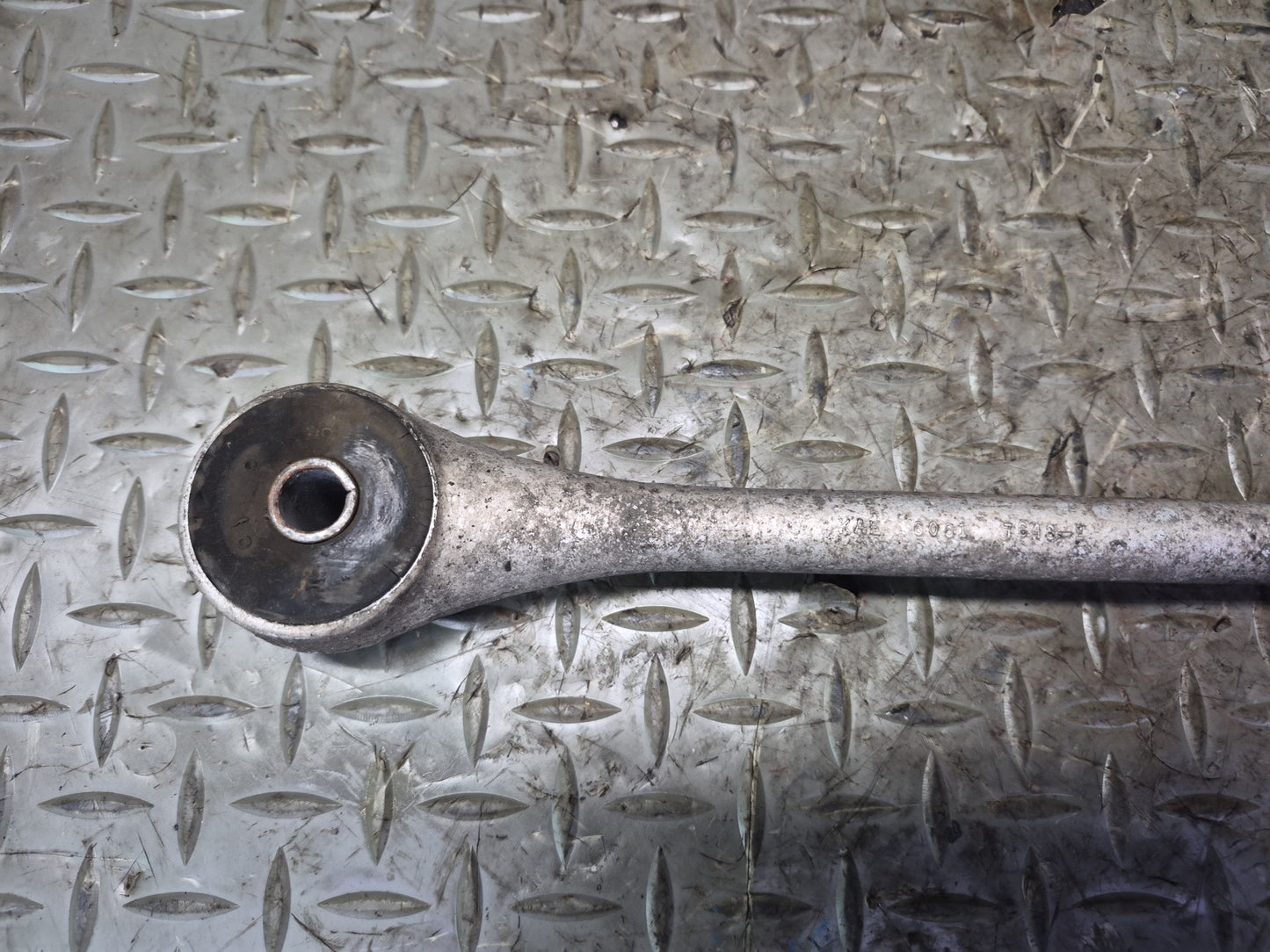 90-96 Chevrolet Corvette C4 Set of 2 Rear Left Suspension Control Arm OEM
