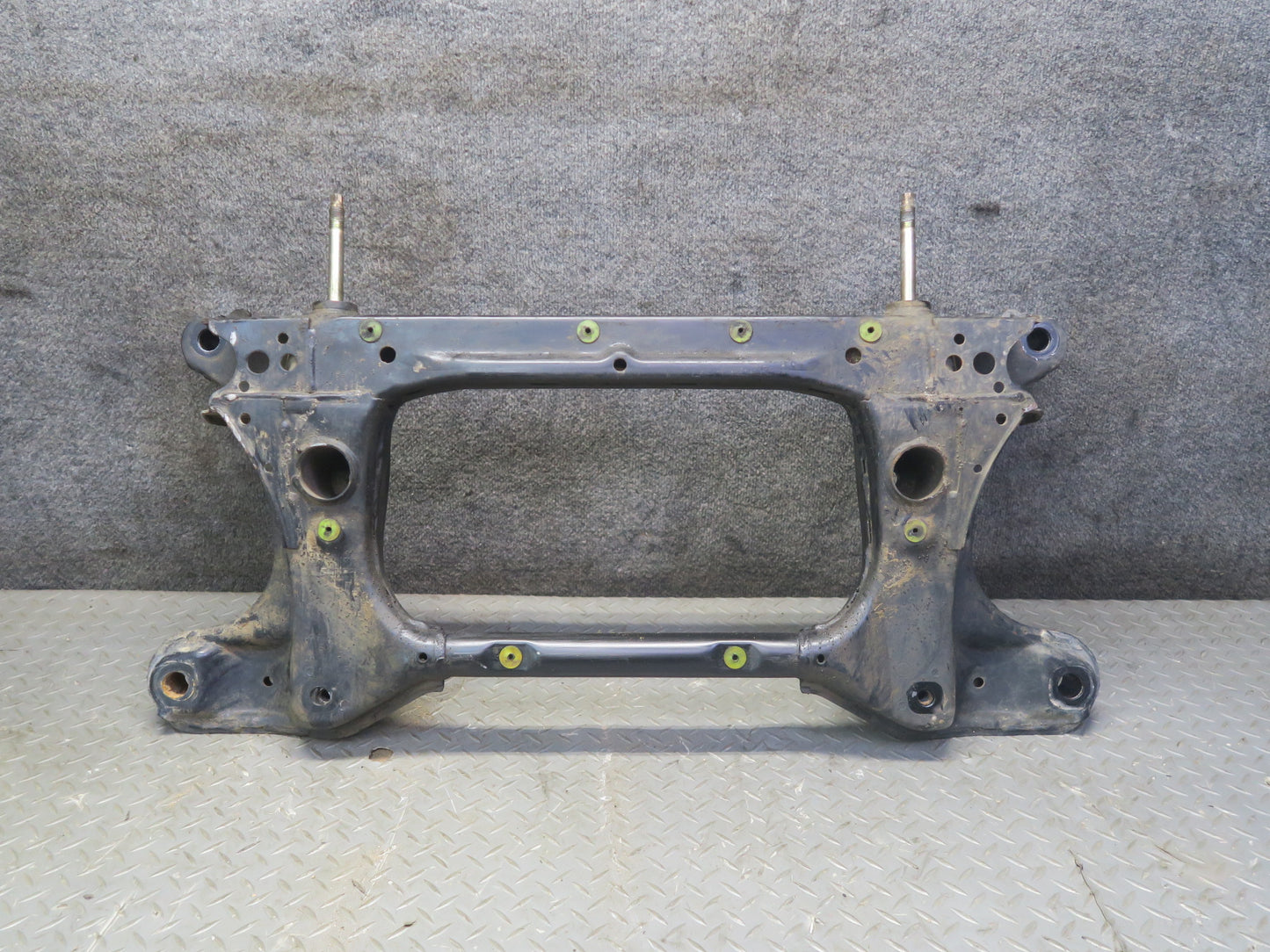 01-03 Lexus UCF30L LS430 Front Suspension Subframe Crossmember Cradle OEM
