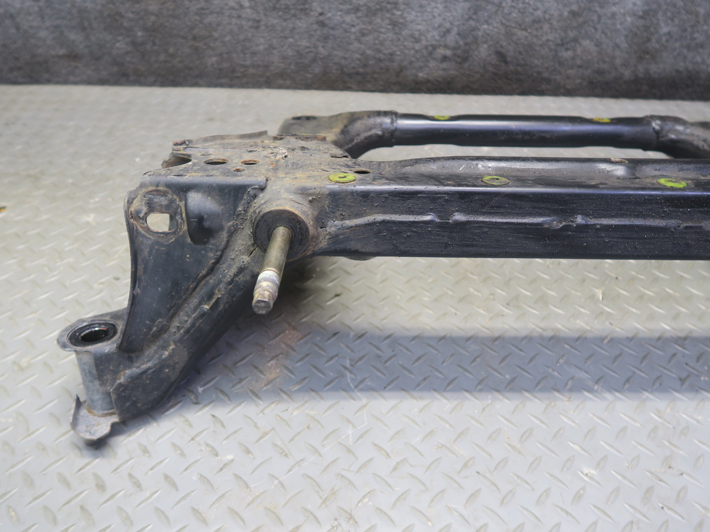 01-03 Lexus UCF30L LS430 Front Suspension Subframe Crossmember Cradle OEM