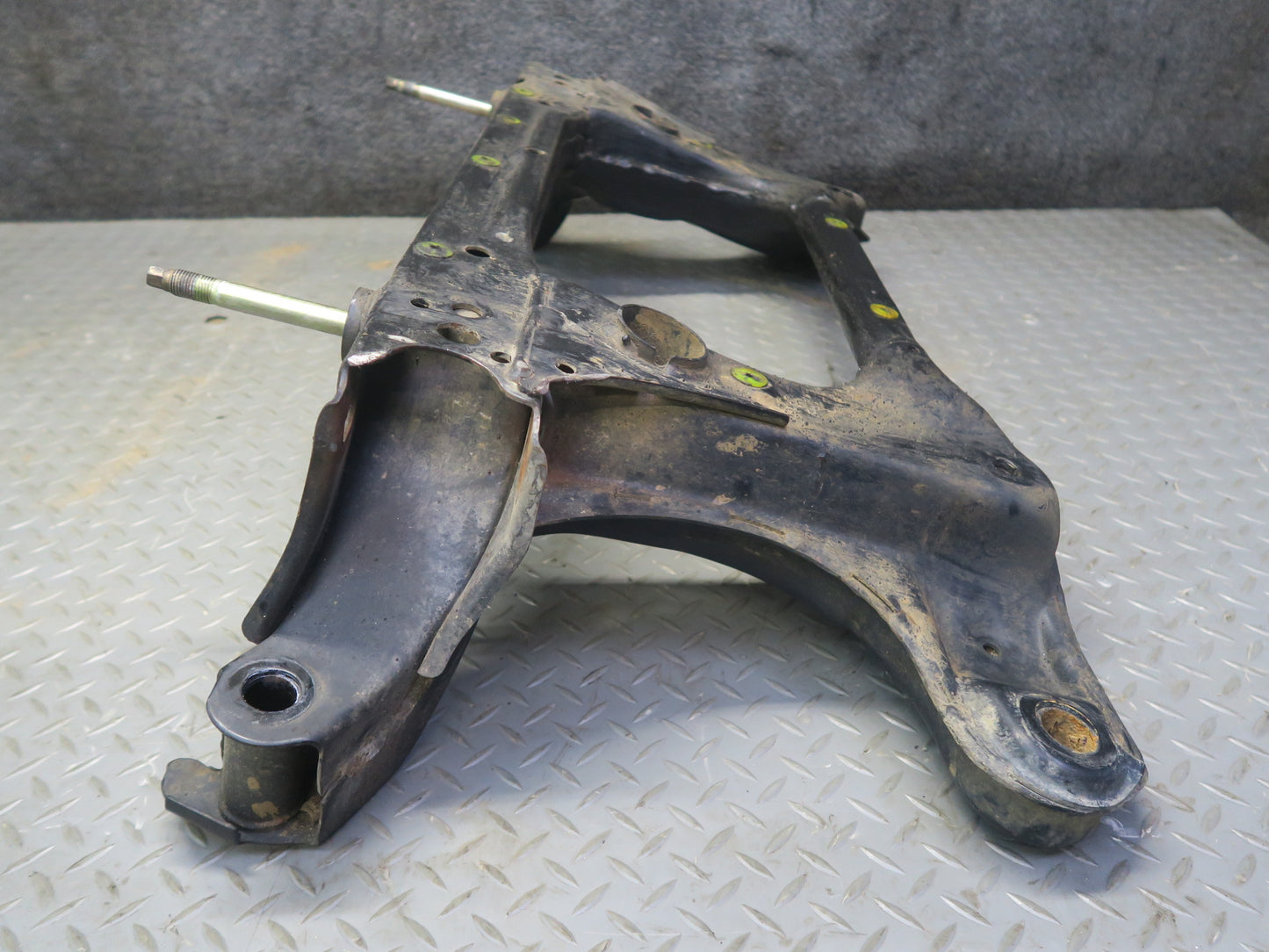 01-03 Lexus UCF30L LS430 Front Suspension Subframe Crossmember Cradle OEM