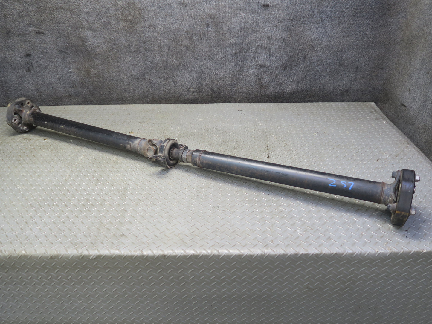 01-06 Lexus UCF30L LS430 RWD Rear Drive Shaft Driveshaft 137K Miles OEM