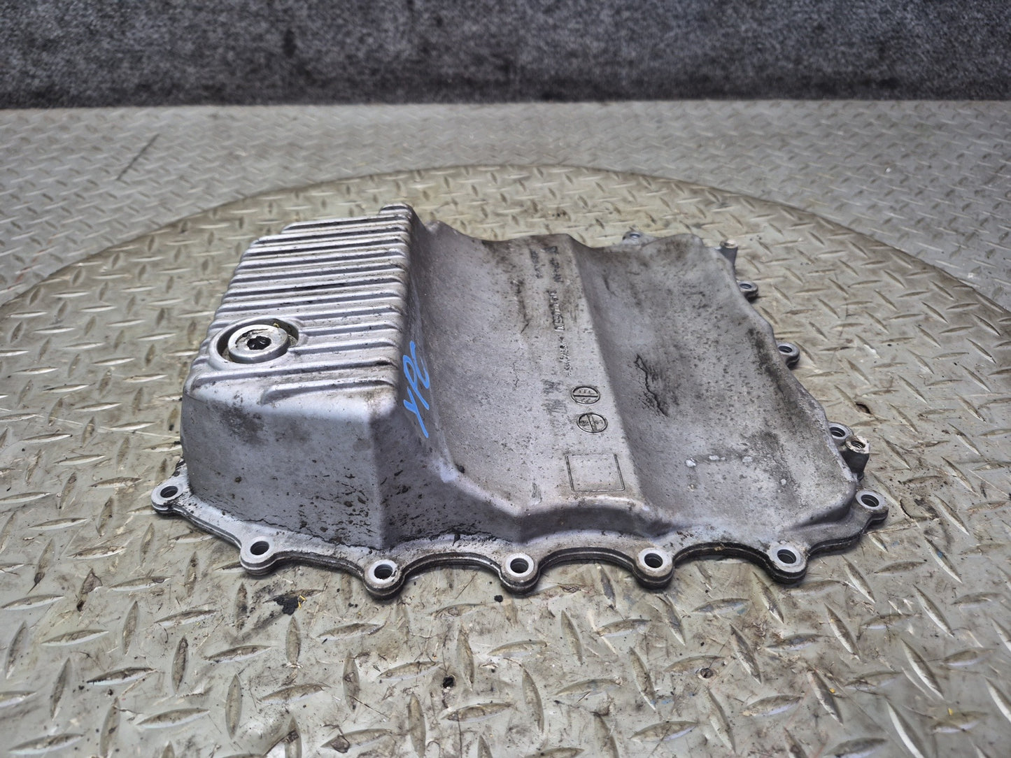 2011-2018 Porsche Cayenne 958 4.8L Engine Lower Oil Pan 94810705510 OEM