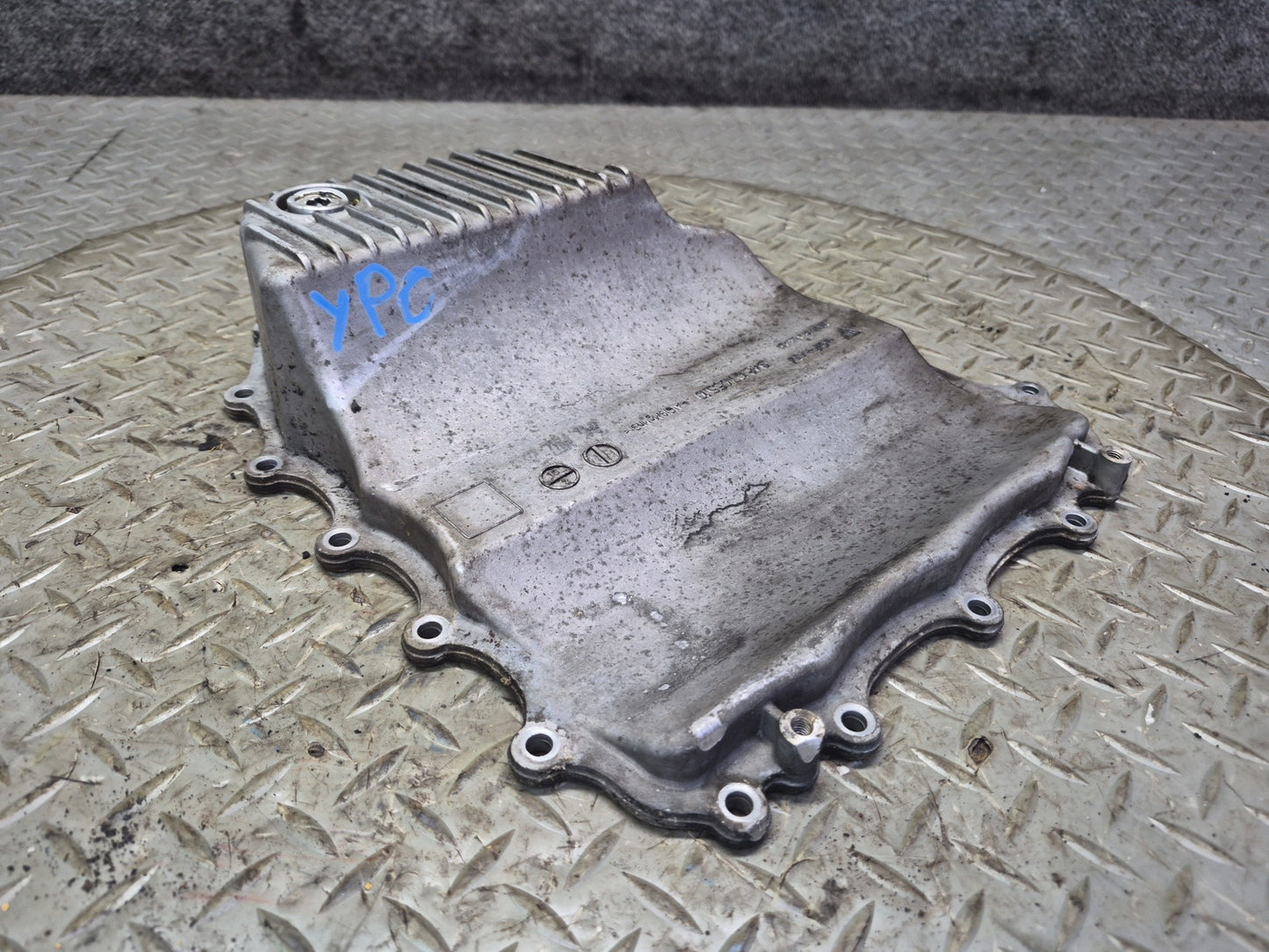 2011-2018 Porsche Cayenne 958 4.8L Engine Lower Oil Pan 94810705510 OEM