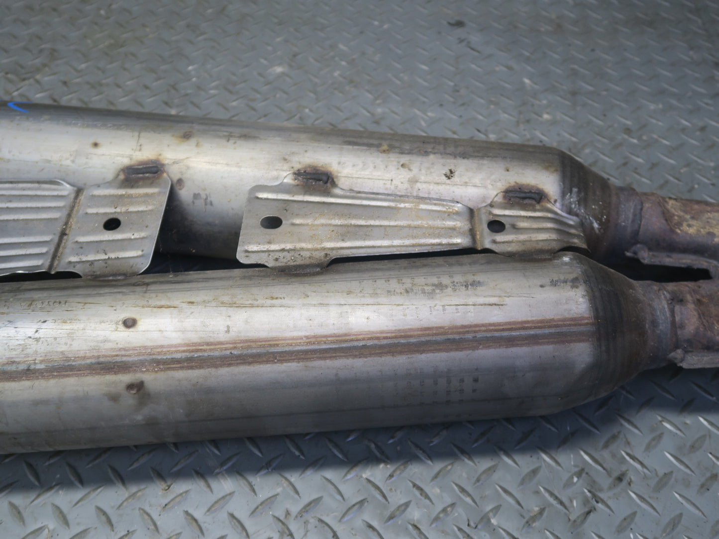 01-06 Lexus LS430 UCF30L Center Exhaust Pipe OEM
