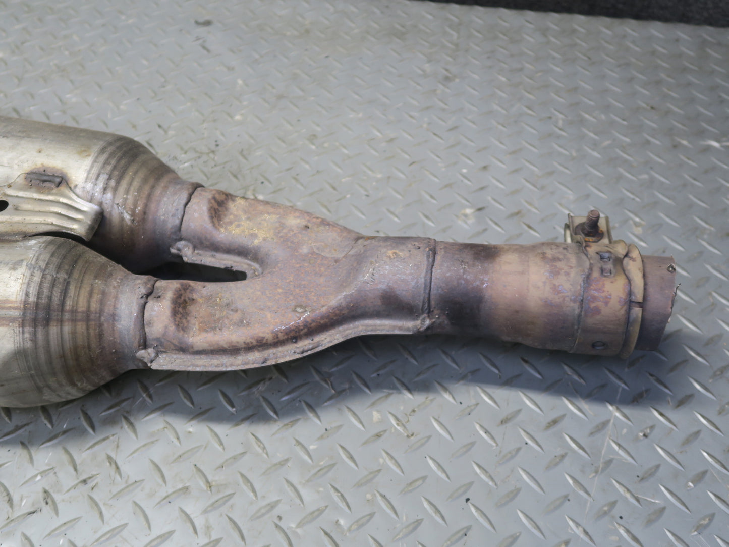 01-06 Lexus LS430 UCF30L Center Exhaust Pipe OEM