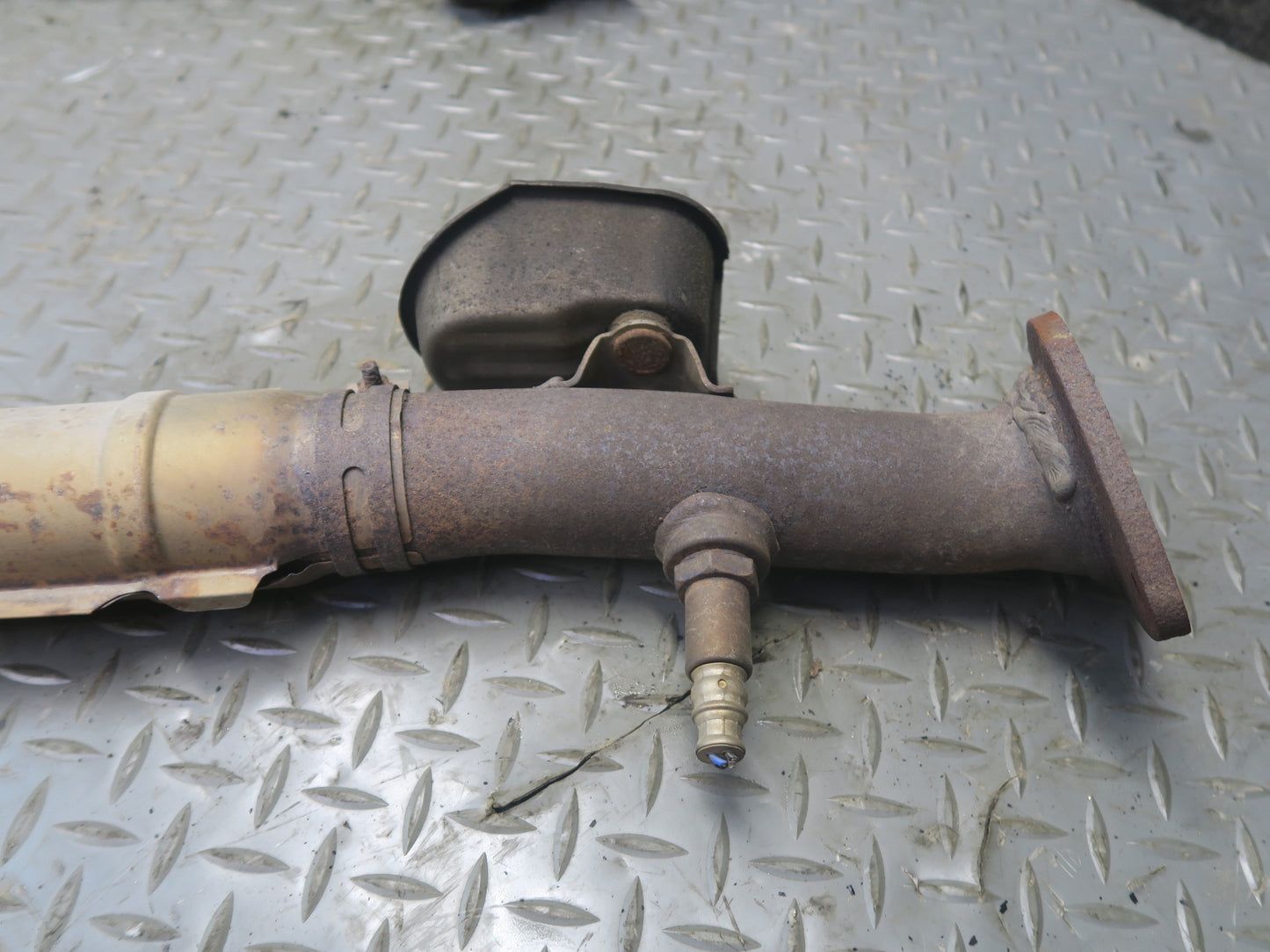 01-02 Lexus UCF30L LS430 Front Exhaust Y Pipe Line OEM