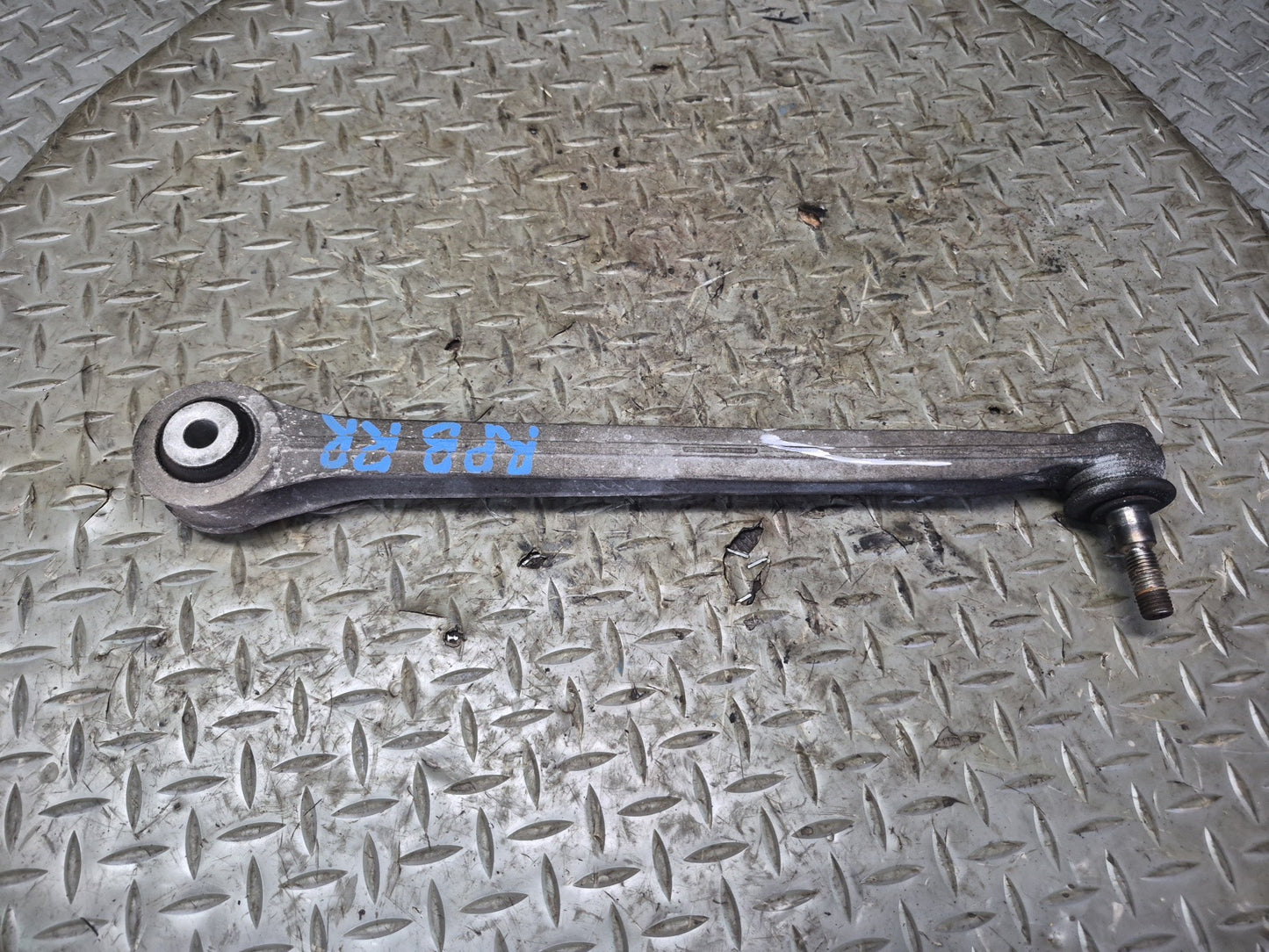 2005-2012 Porsche Boxster 987 RWD Rear Right Side Lower Control Arm Set