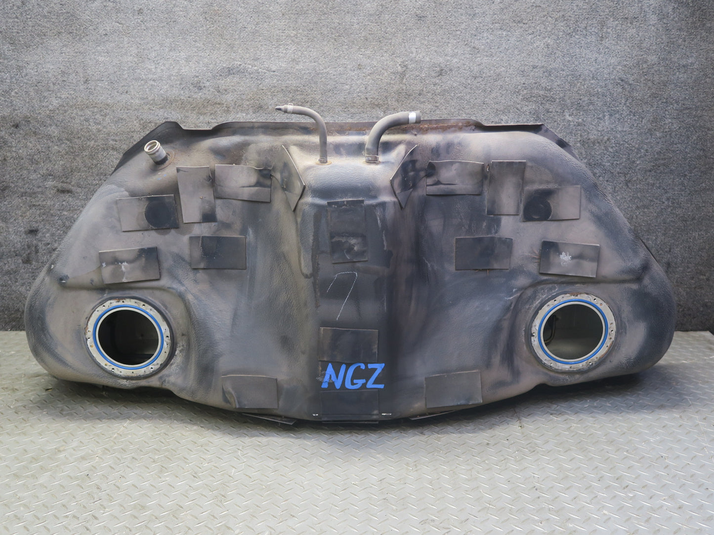 03-09 Nissan Z33 350Z 3.5L Gas Fuel Tank Reservoir OEM
