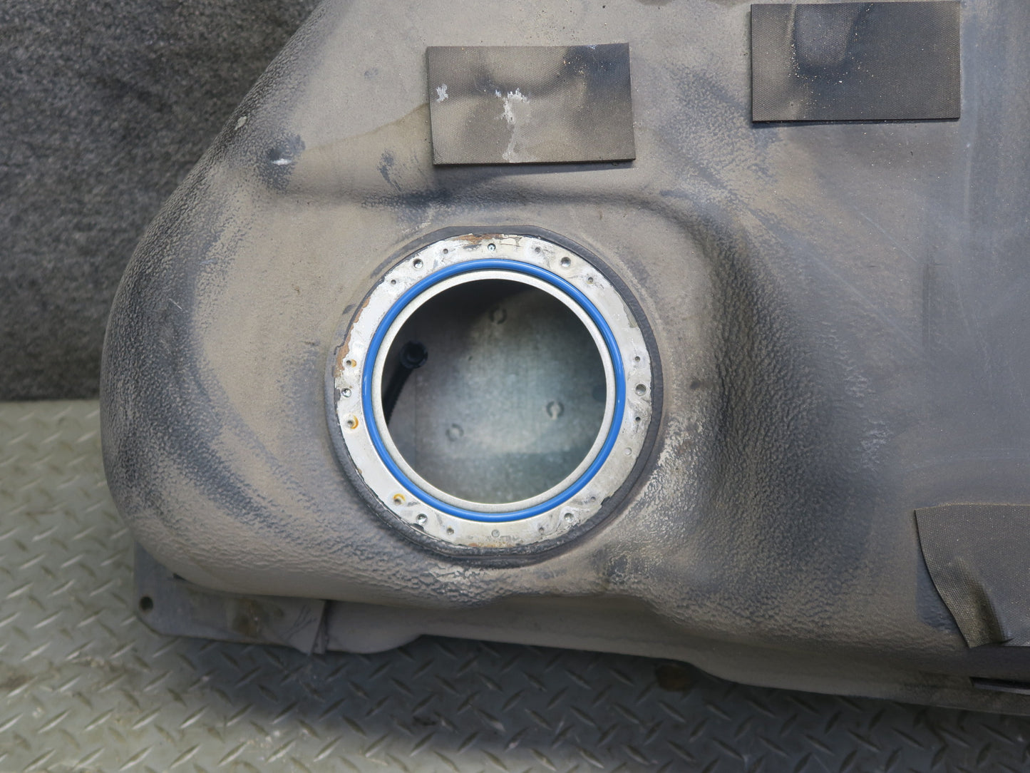 03-09 Nissan Z33 350Z 3.5L Gas Fuel Tank Reservoir OEM