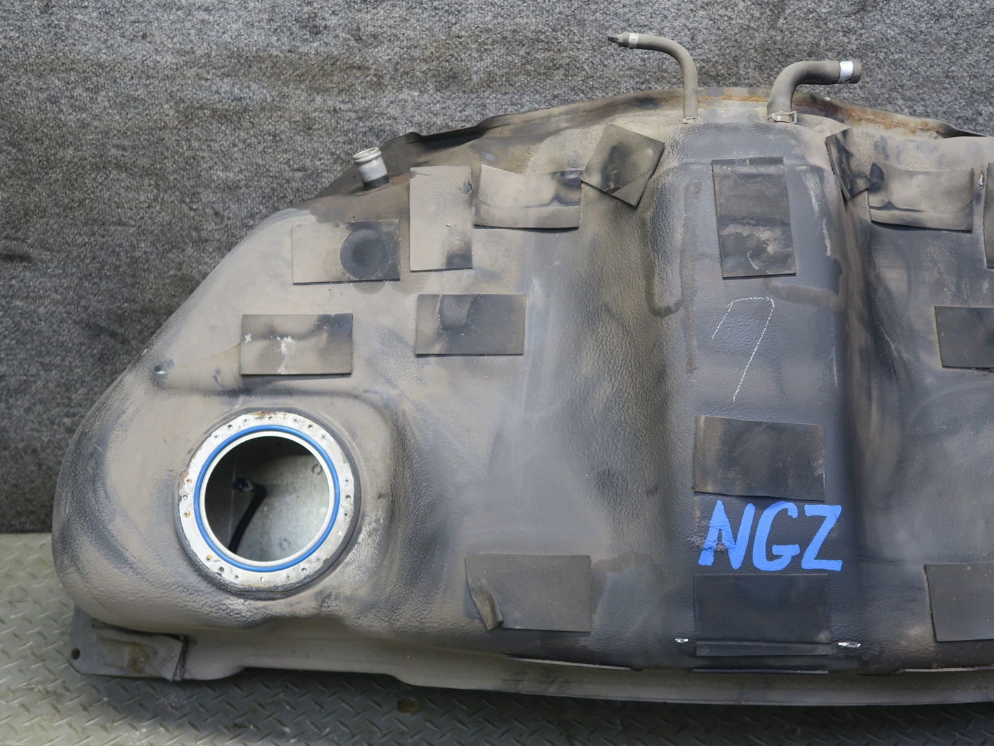 03-09 Nissan Z33 350Z 3.5L Gas Fuel Tank Reservoir OEM