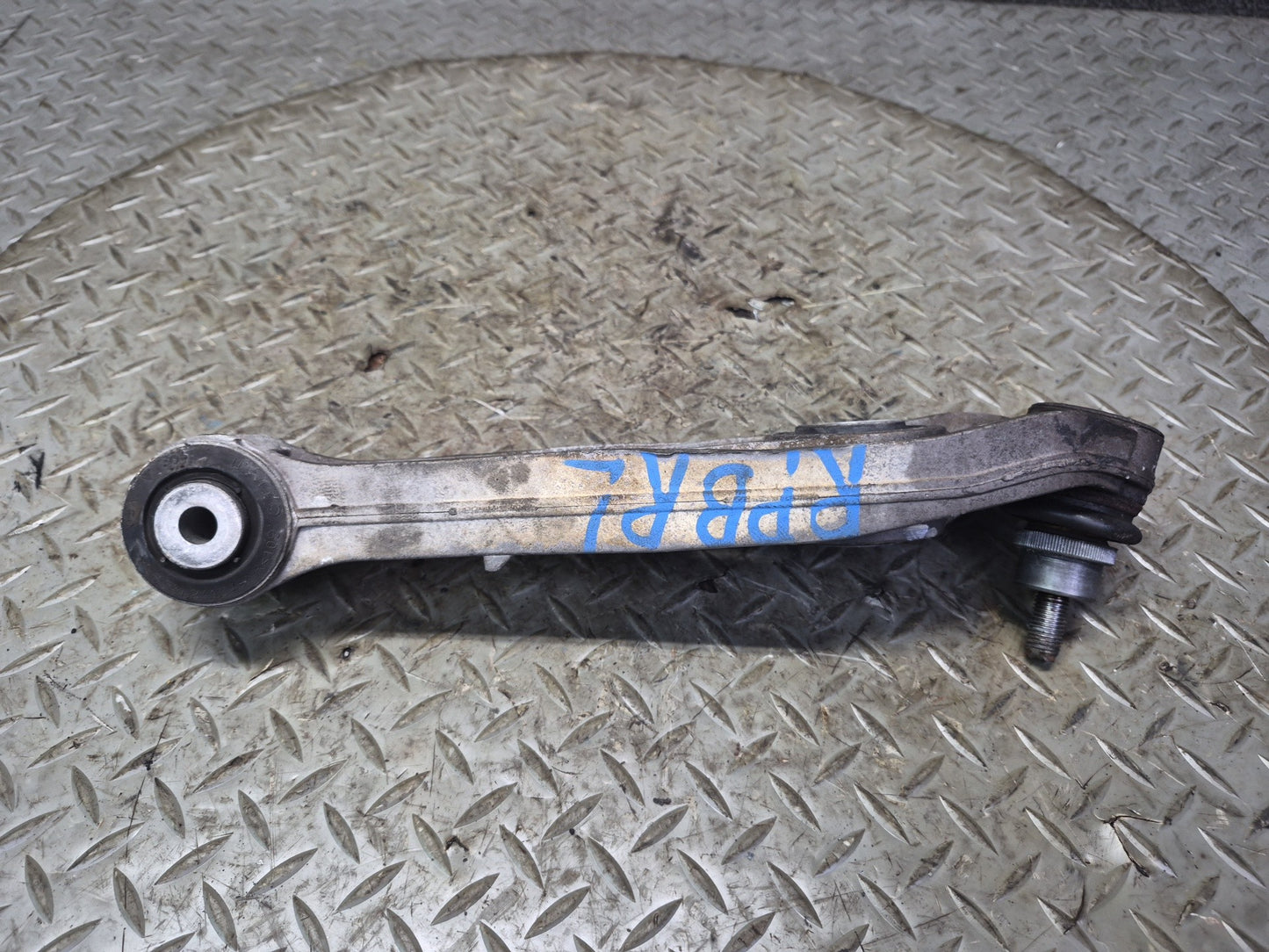 2005-2012 Porsche Boxster 987 RWD Rear Left Side Lower Control Arm Set