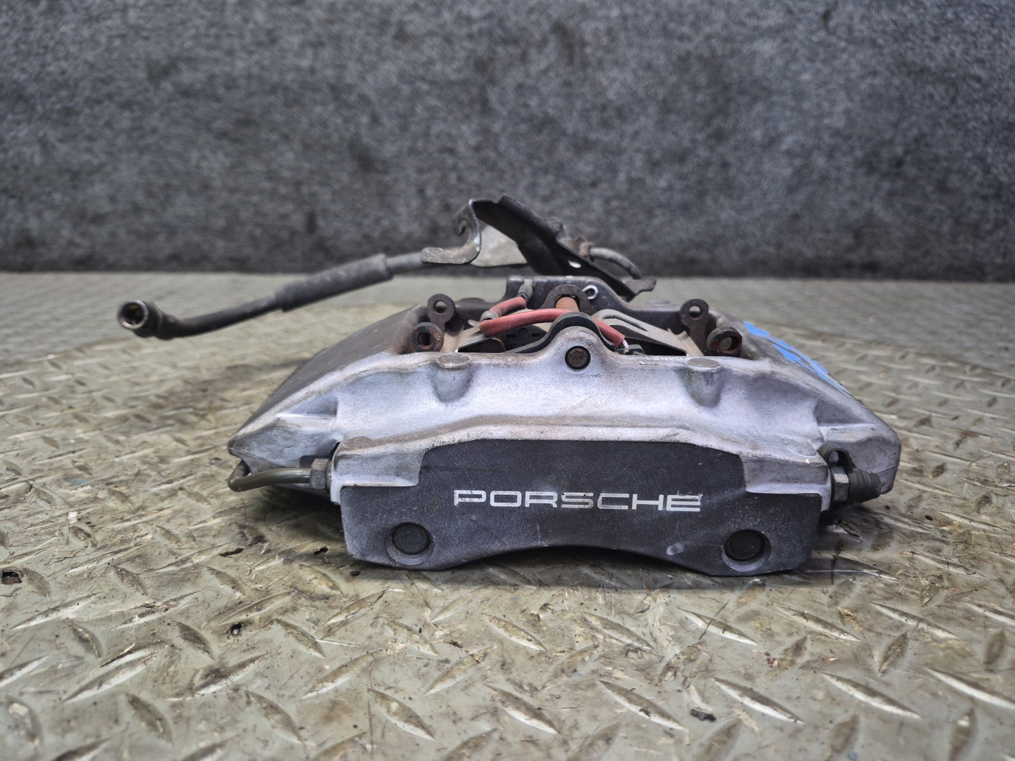 2005-2012 Porsche Boxster 987 2.7L 2.9L Rear Left Right Brembo Brake Caliper Set