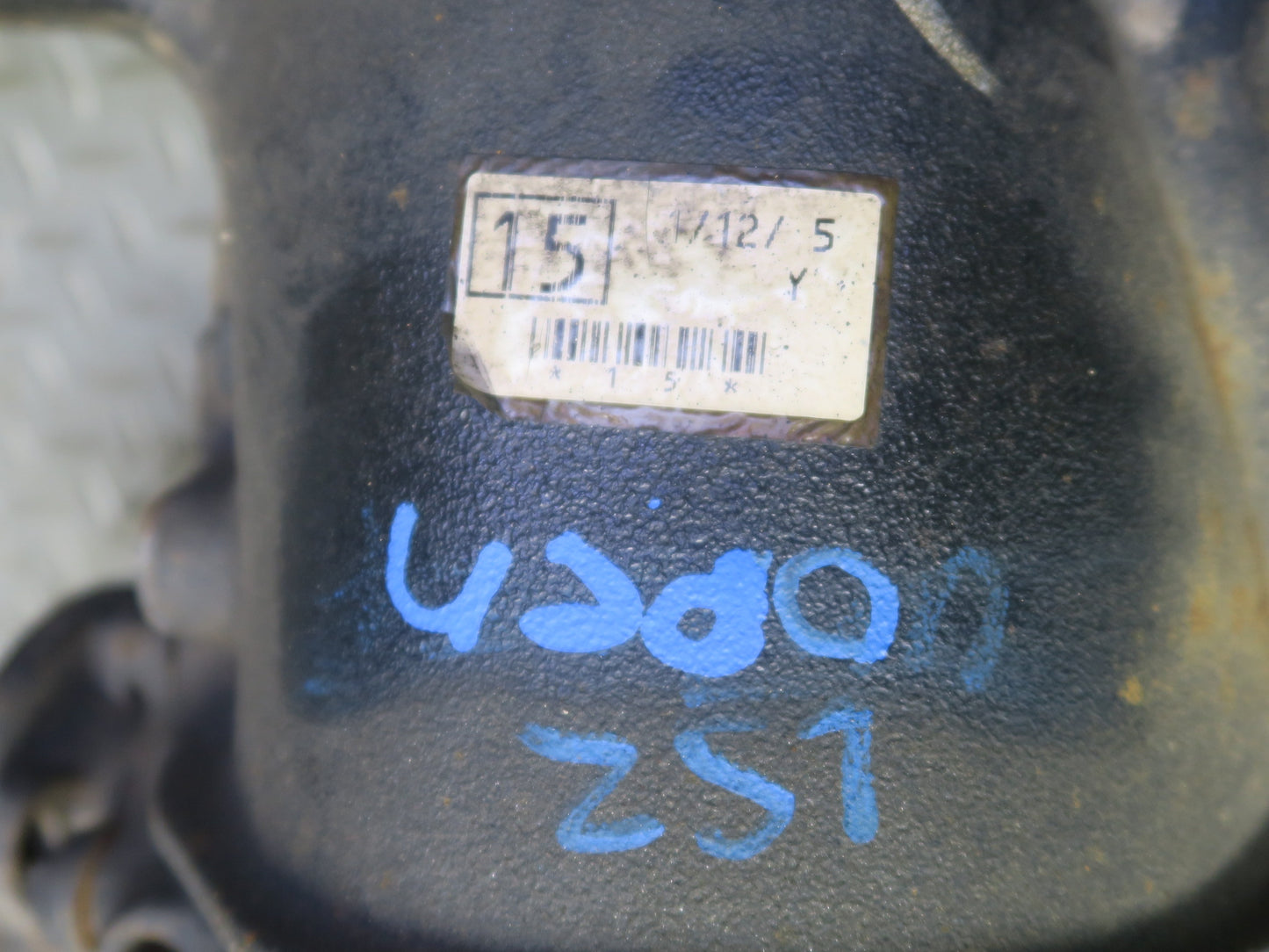 01-03 Lexus UCF30L LS430 Rear Differential Carrier 3.266 Ratio 137K Miles OEM