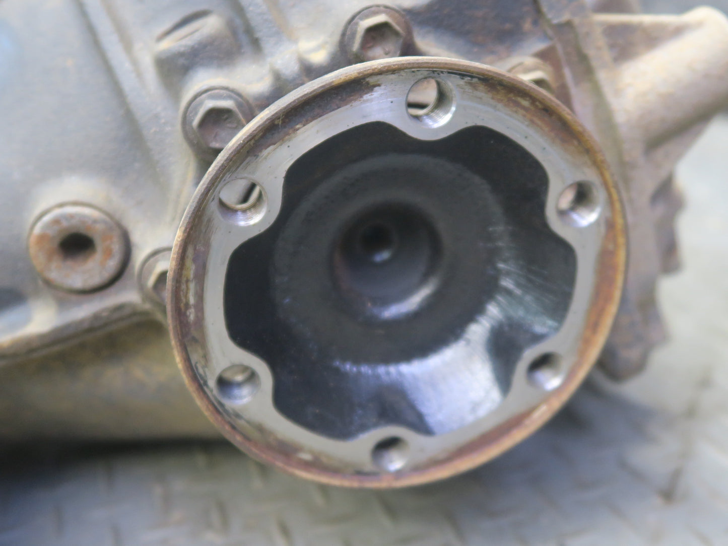 01-03 Lexus UCF30L LS430 Rear Differential Carrier 3.266 Ratio 137K Miles OEM