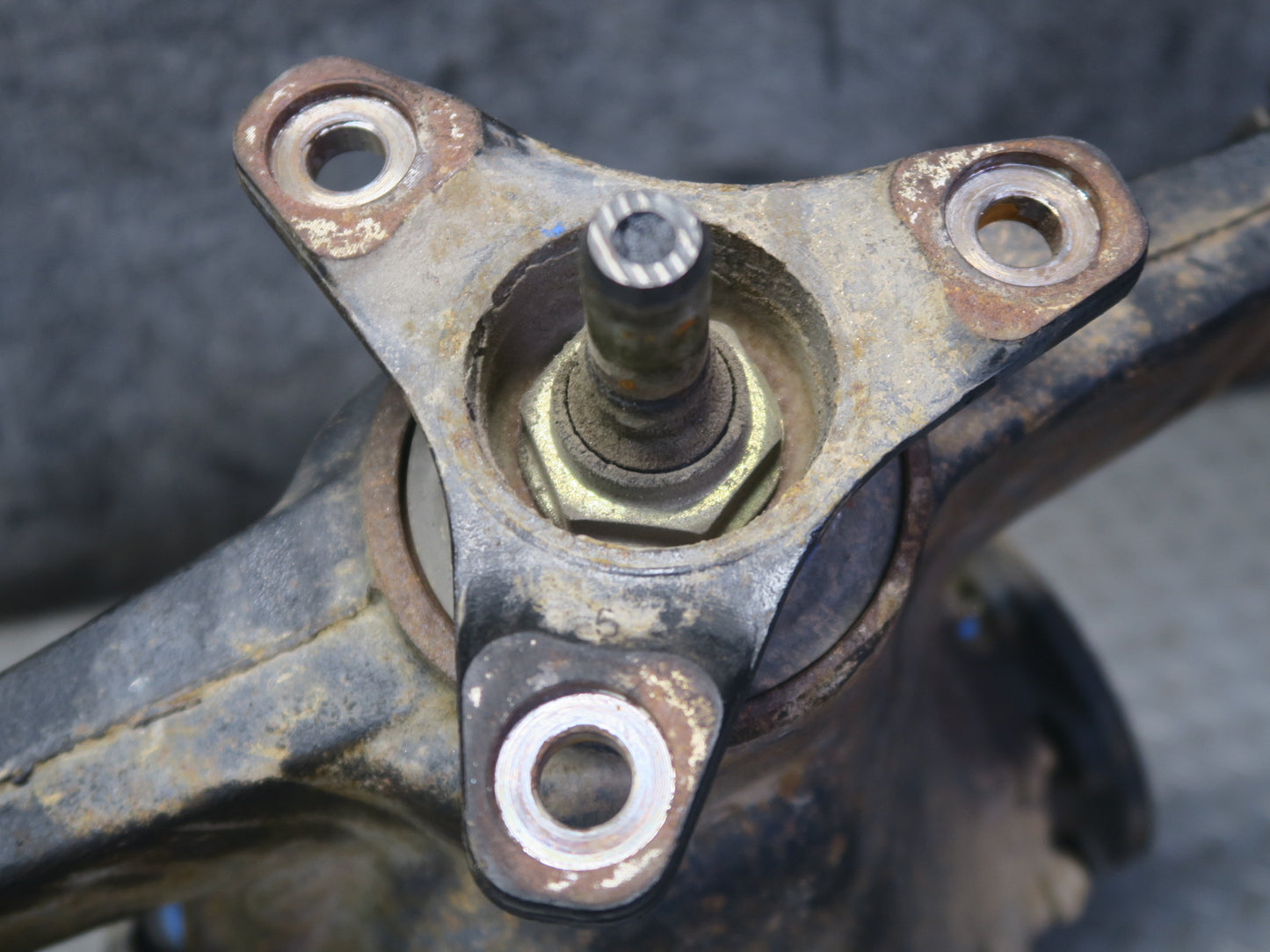 01-03 Lexus UCF30L LS430 Rear Differential Carrier 3.266 Ratio 137K Miles OEM