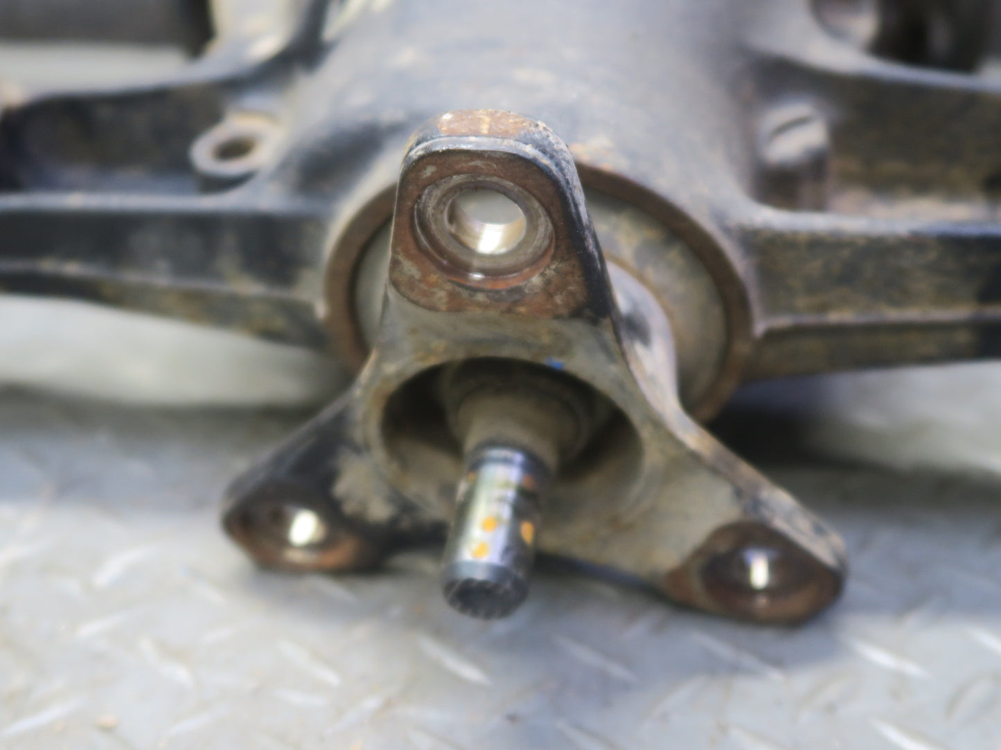 01-03 Lexus UCF30L LS430 Rear Differential Carrier 3.266 Ratio 137K Miles OEM
