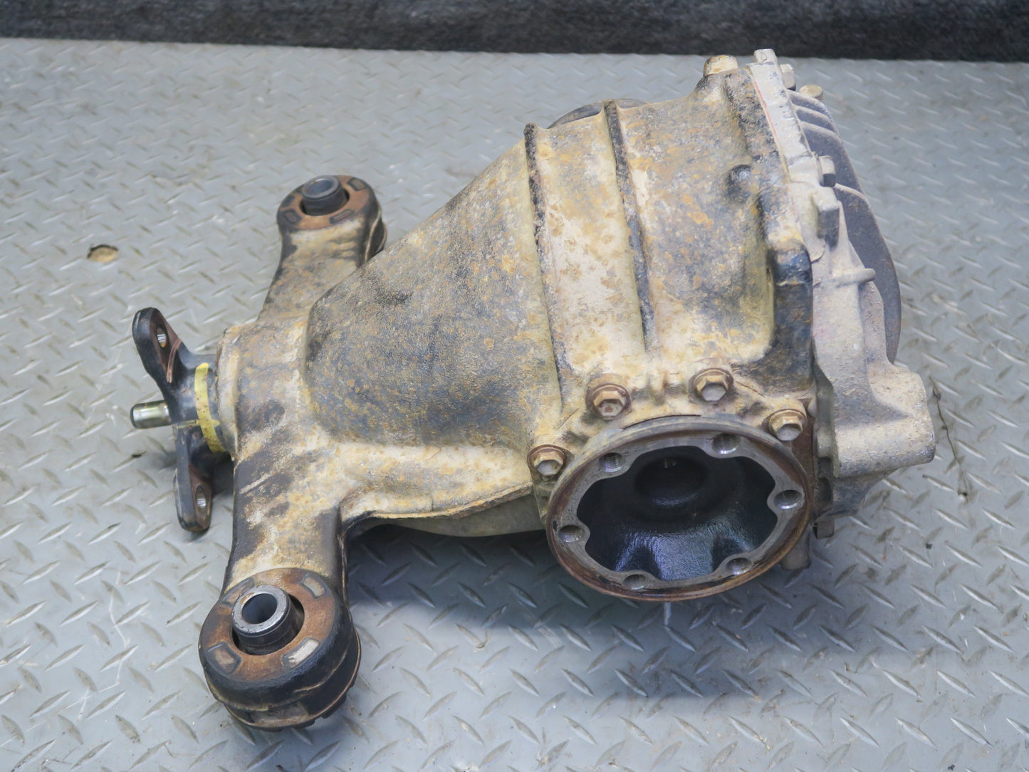 01-03 Lexus UCF30L LS430 Rear Differential Carrier 3.266 Ratio 137K Miles OEM