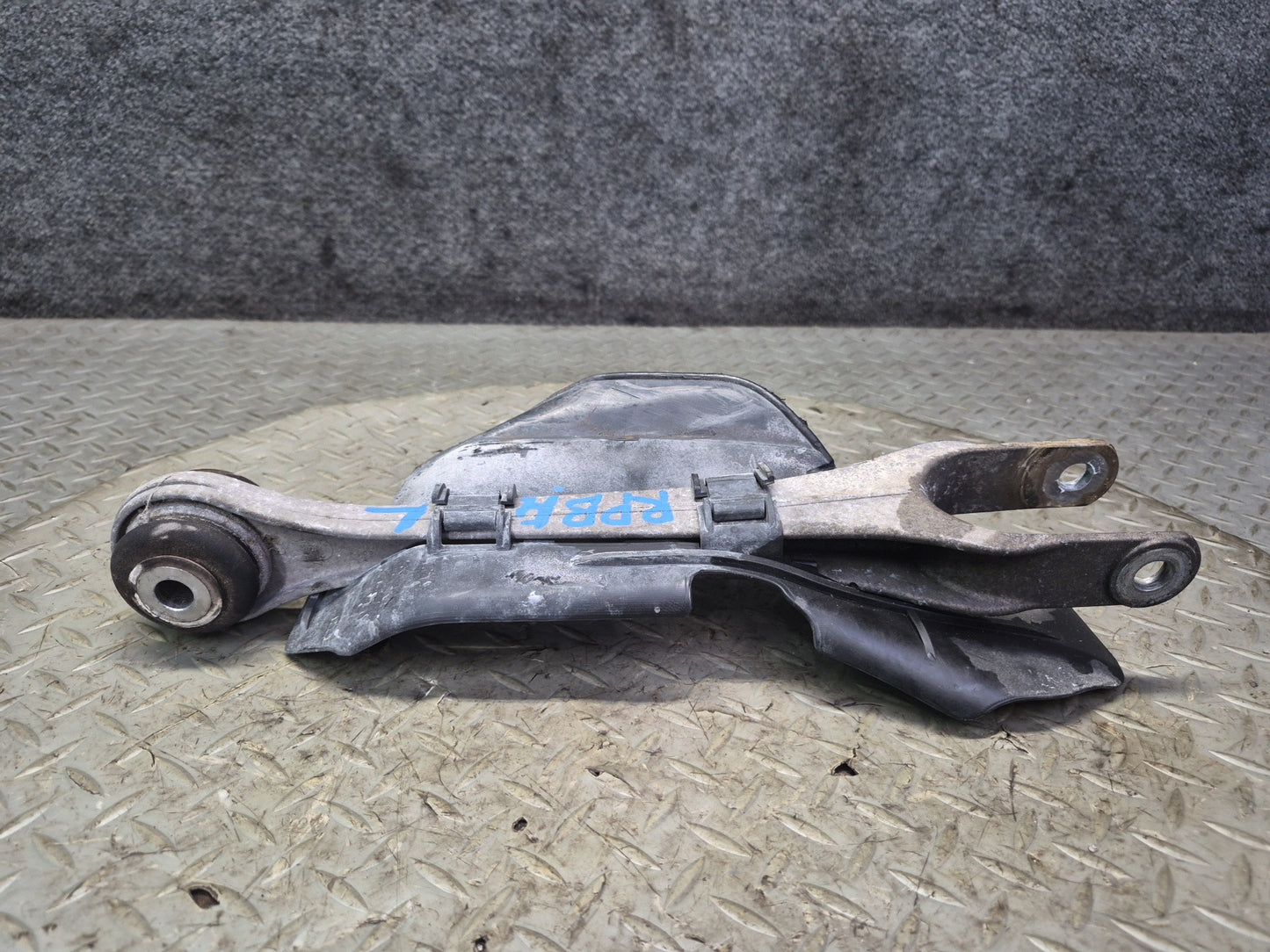 2005-2012 Porsche Boxster 987 RWD Front Left Side Lower Control Arm