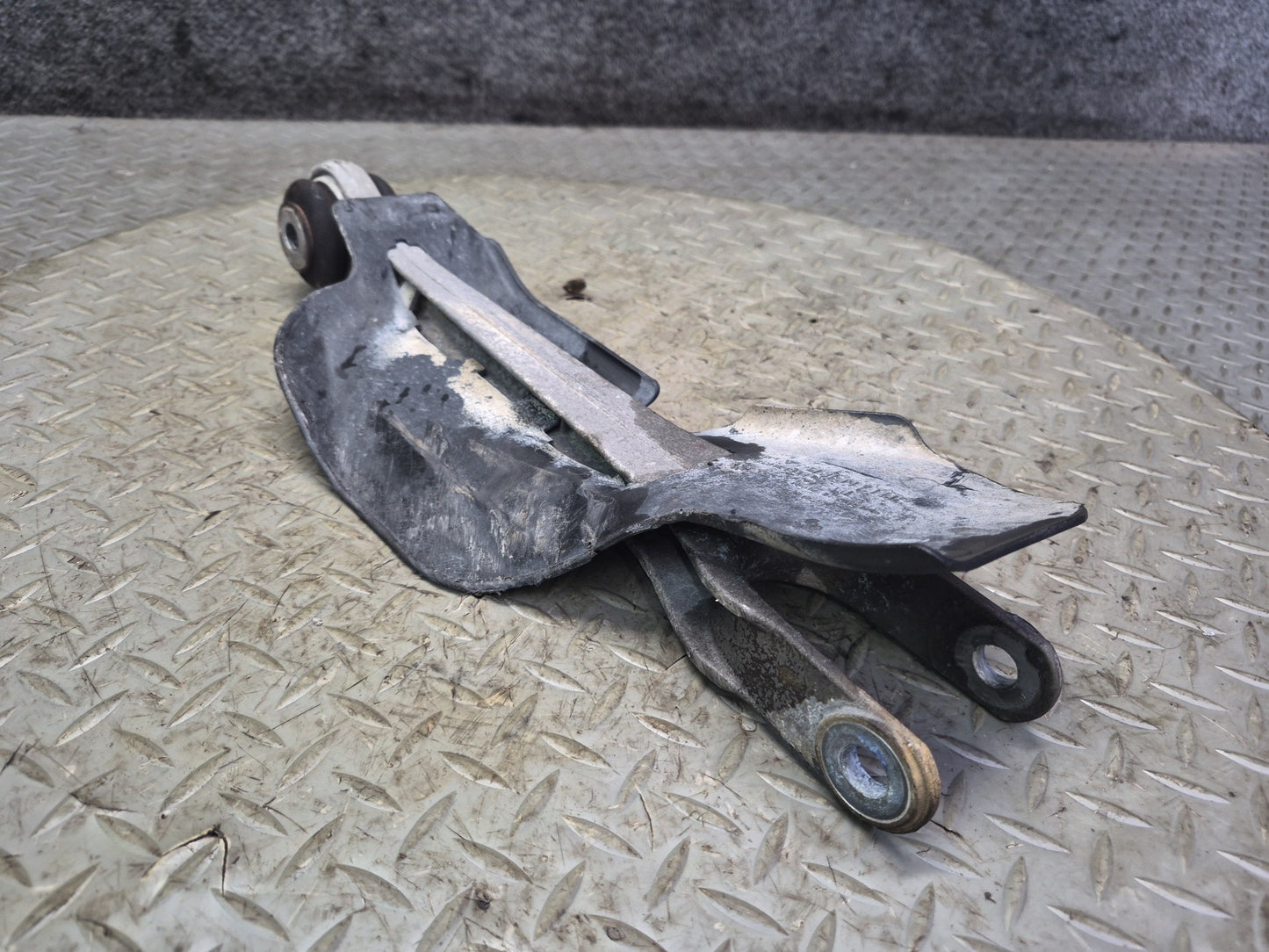 2005-2012 Porsche Boxster 987 RWD Front Left Side Lower Control Arm
