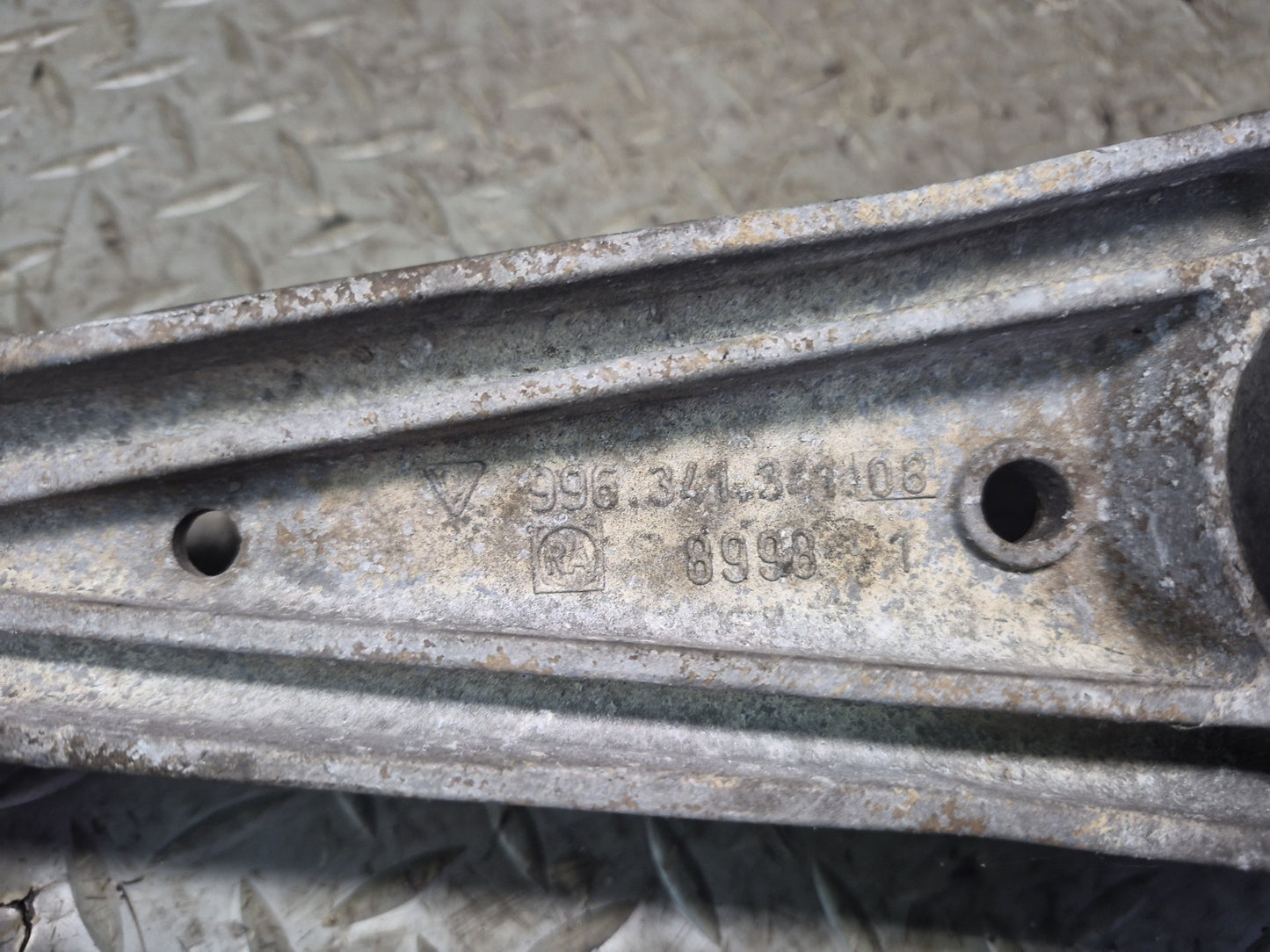 2005-2012 Porsche Boxster 987 RWD Front Right Side Lower Control Arm Set