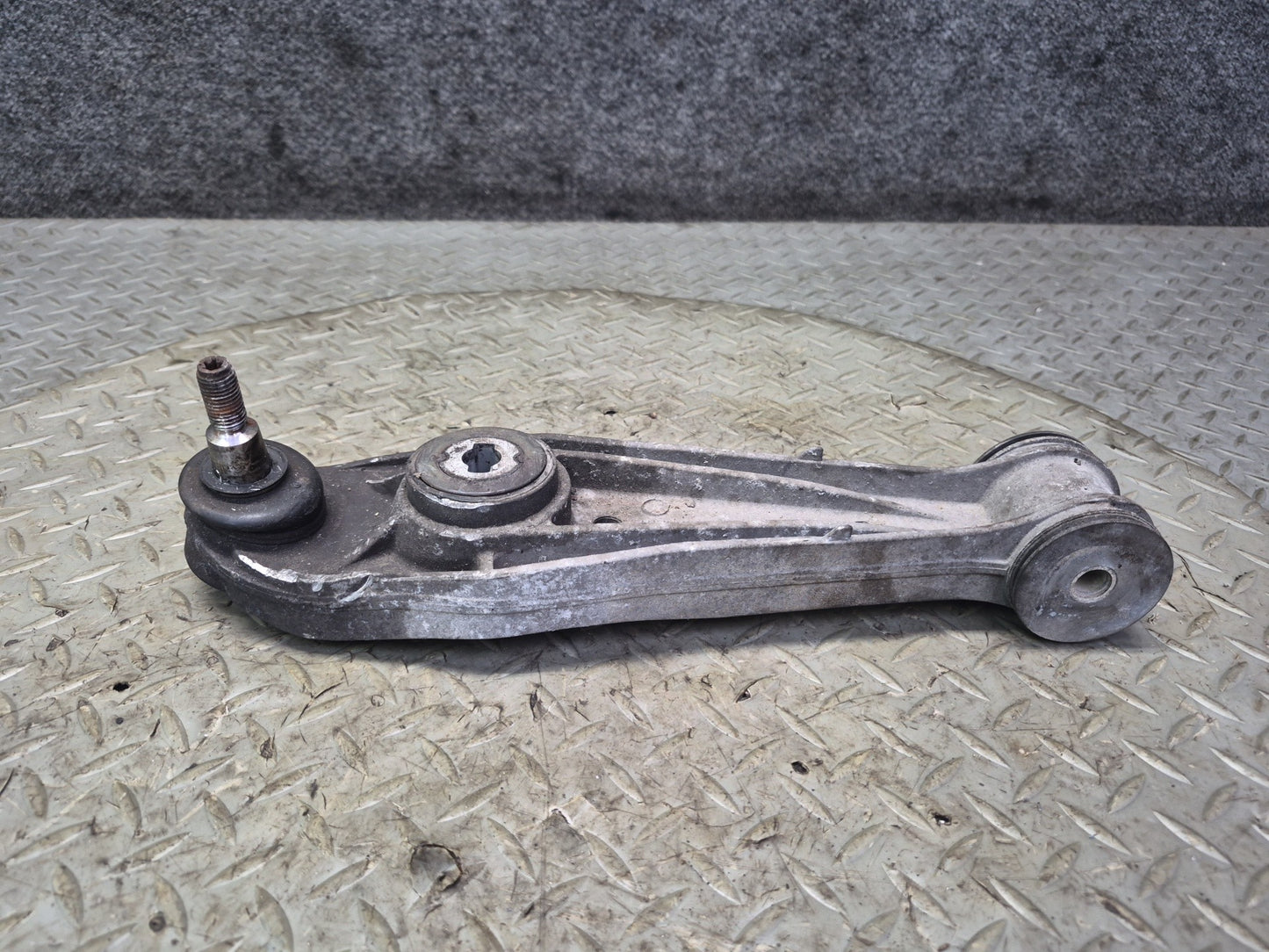 2005-2012 Porsche Boxster 987 RWD Front Right Side Lower Control Arm Set