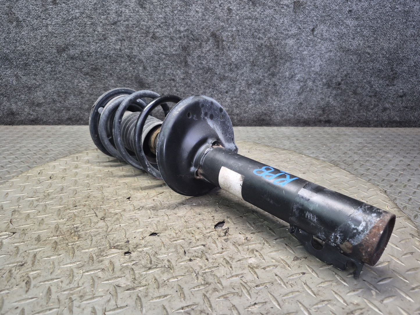 2005-2008 Porsche Boxster 987 Rear Right Left Shock Strut Absorber W/ Spring Set