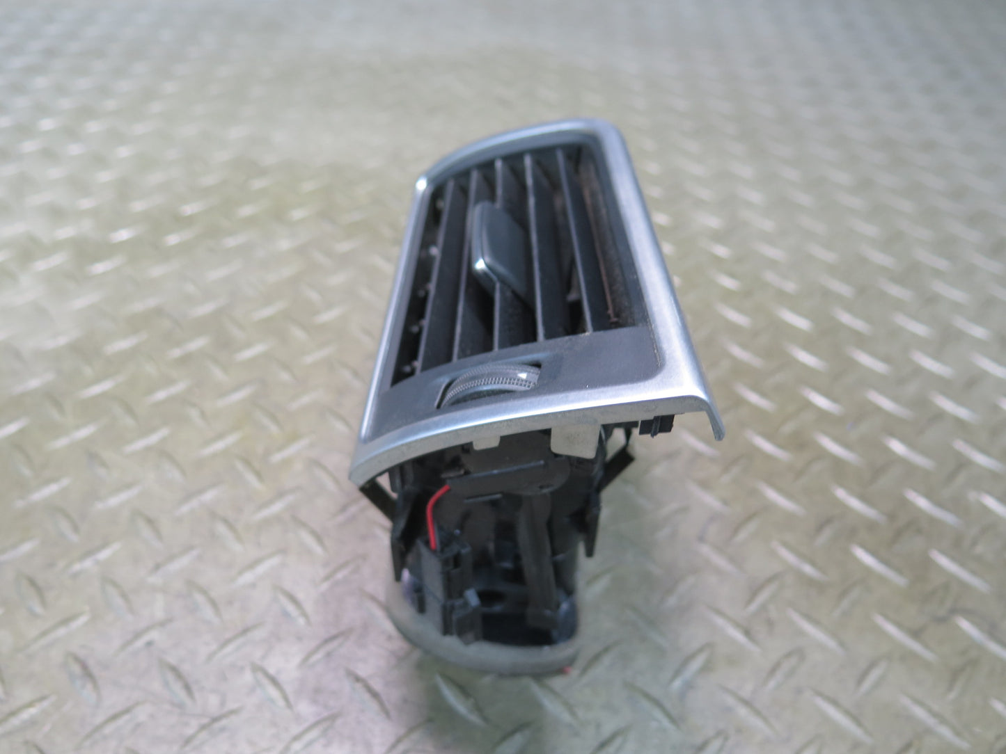 2012-2015 Mercedes X166 W166 Ml-class Dash Front Right A/C Air Vent Grille