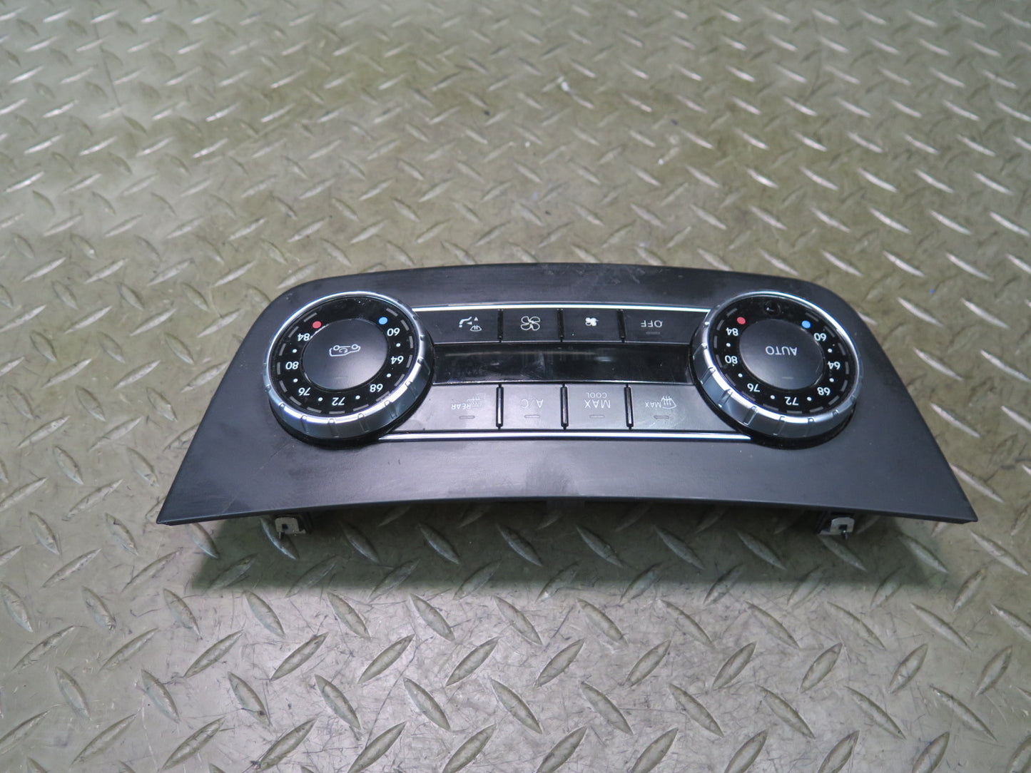 2012-2015 Mercedes X166 W166 ML A/C Heater Climate Control Switch 1669007008