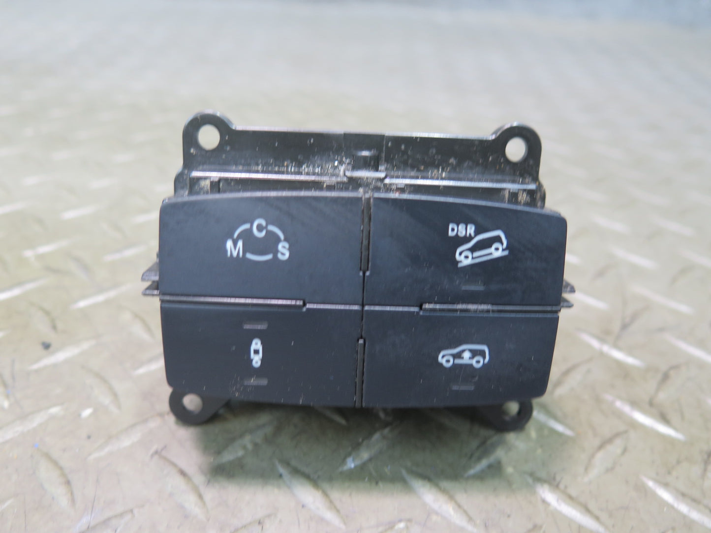 2012-2015 Mercedes X166 W166 ML Air Ride Suspension Control Switch 1669054600