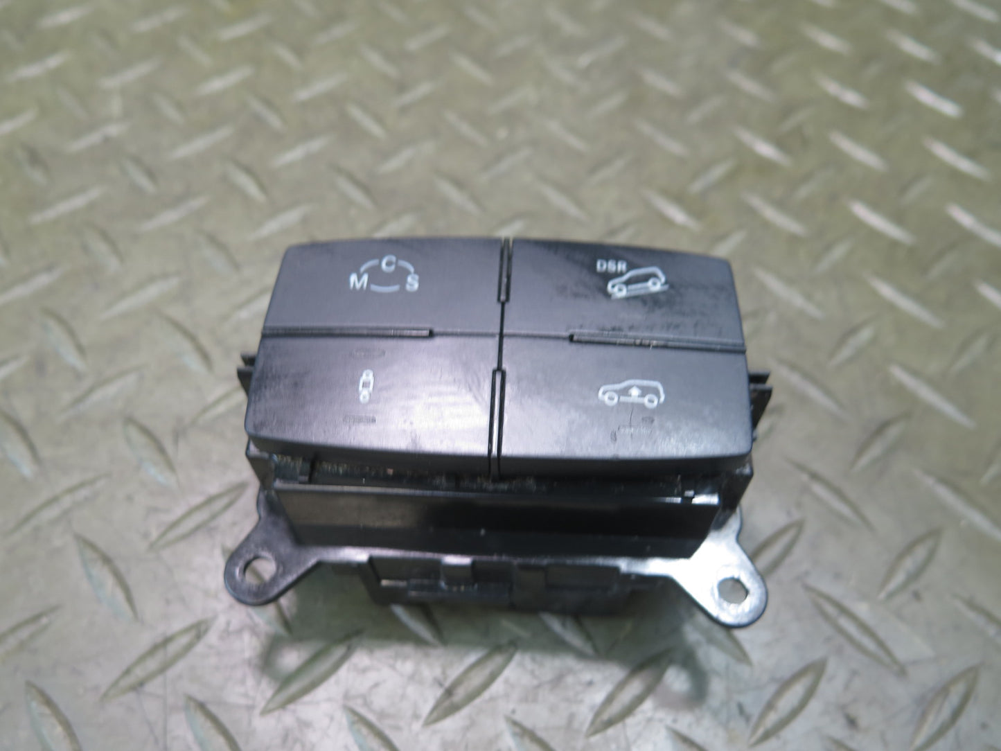 2012-2015 Mercedes X166 W166 ML Air Ride Suspension Control Switch 1669054600