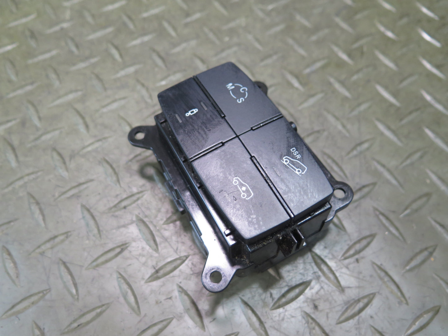 2012-2015 Mercedes X166 W166 ML Air Ride Suspension Control Switch 1669054600