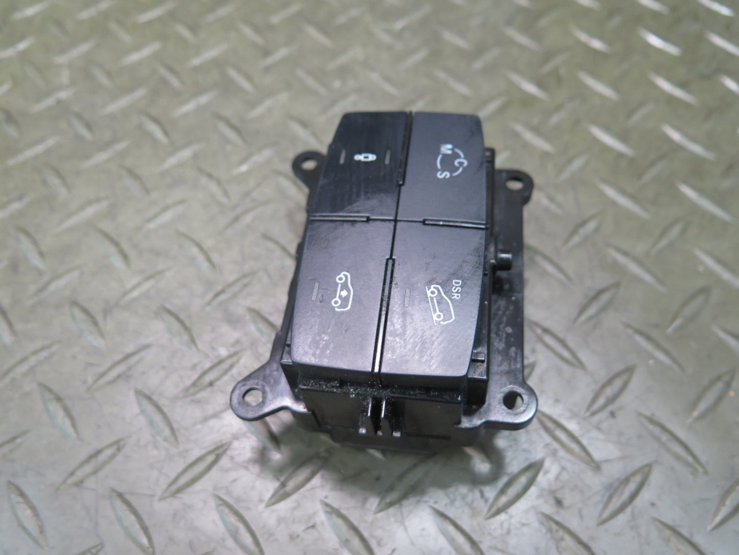 2012-2015 Mercedes X166 W166 ML Air Ride Suspension Control Switch 1669054600
