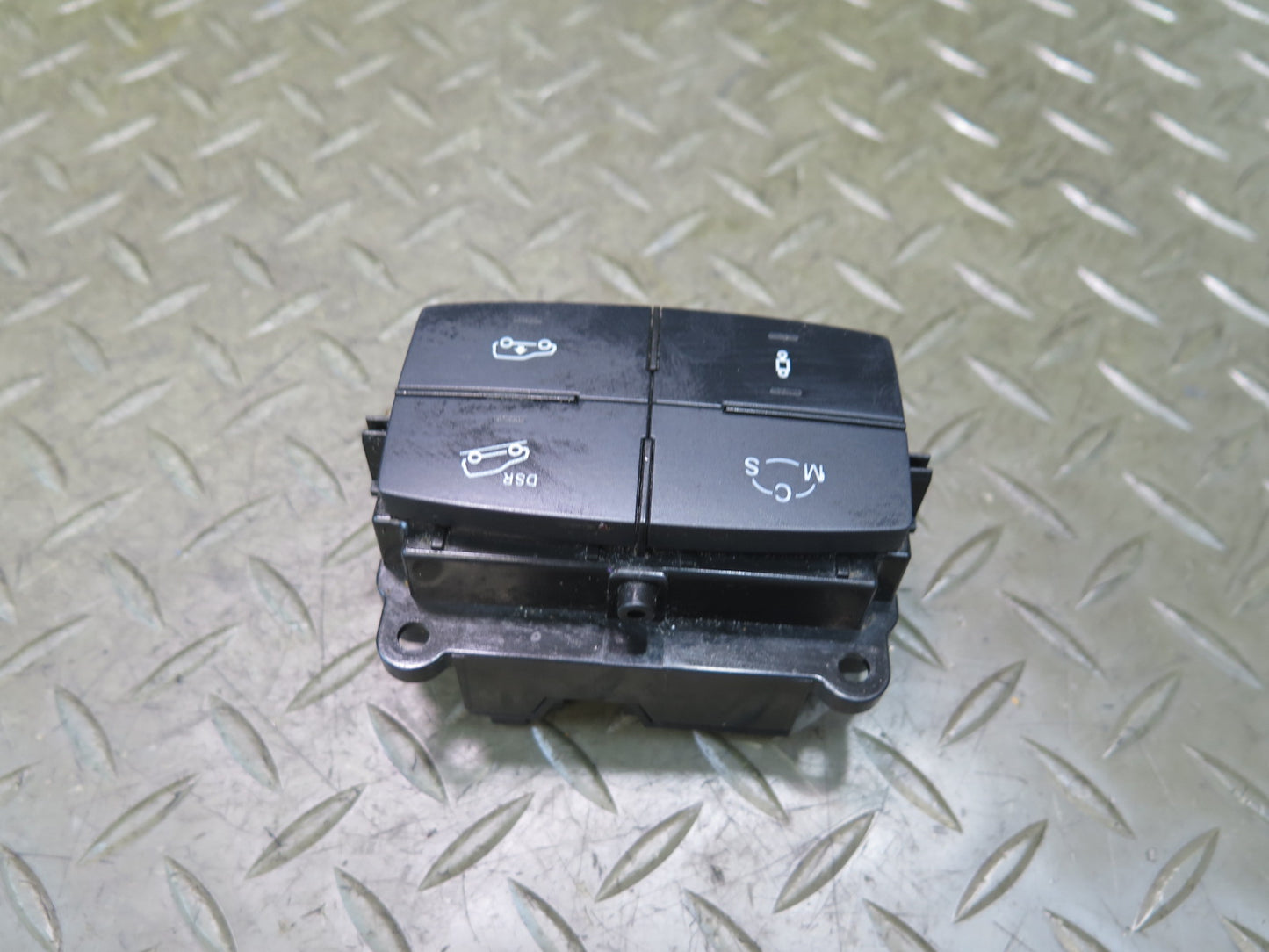 2012-2015 Mercedes X166 W166 ML Air Ride Suspension Control Switch 1669054600