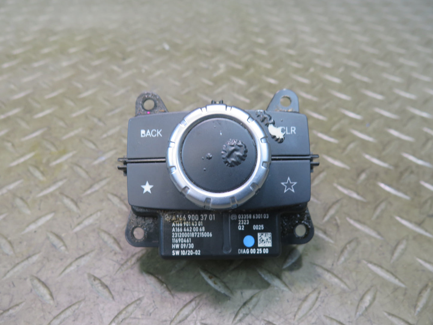 2012-2015 Mercedes X166 W166 Ml-class Console Radio Command Knob Switch