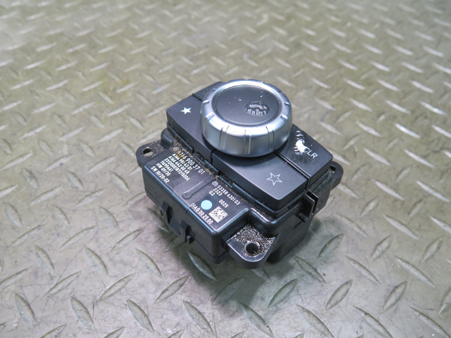 2012-2015 Mercedes X166 W166 Ml-class Console Radio Command Knob Switch