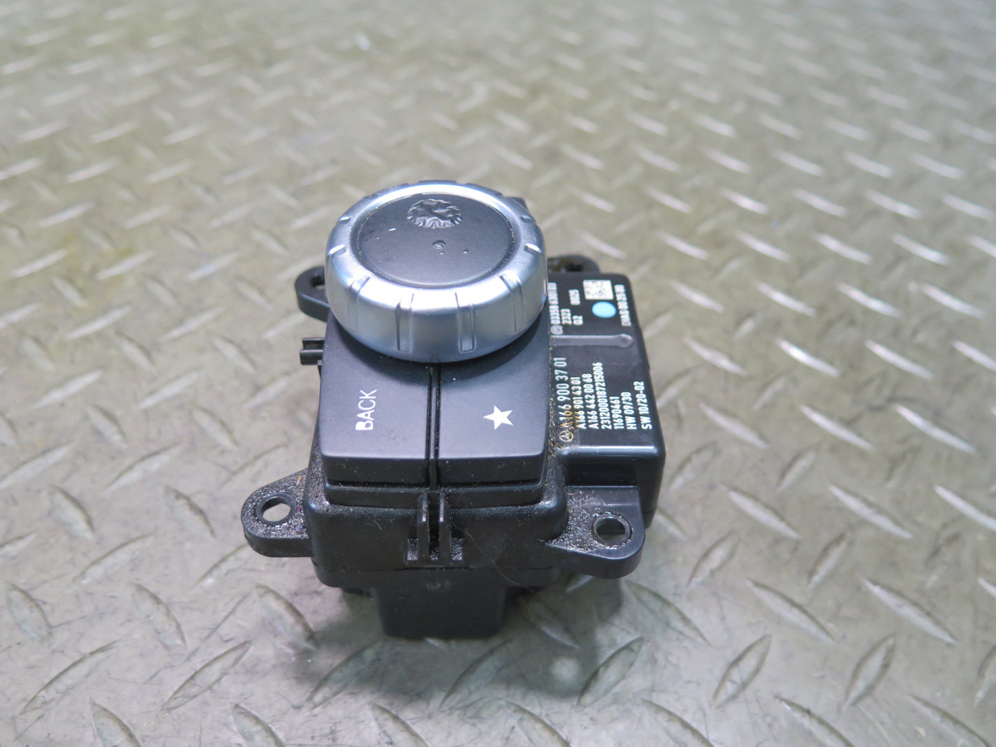 2012-2015 Mercedes X166 W166 Ml-class Console Radio Command Knob Switch