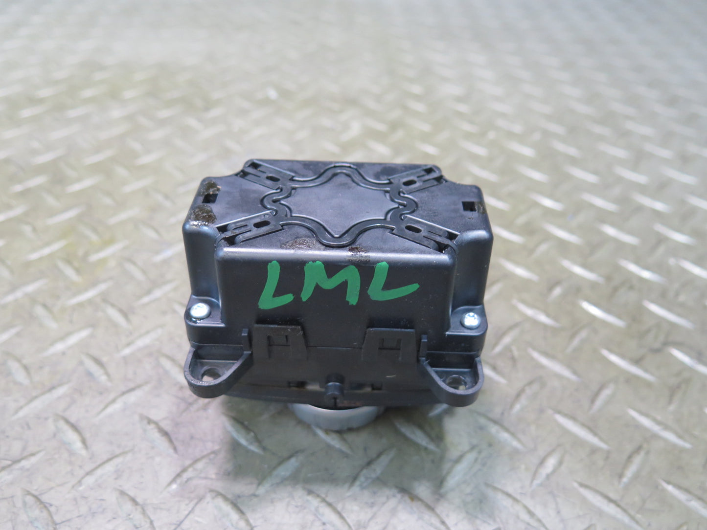 2012-2015 Mercedes X166 W166 Ml-class Console Radio Command Knob Switch