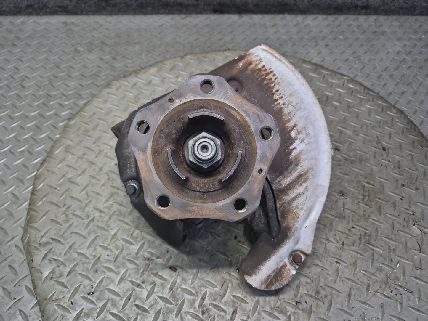 2005-2012 Porsche Boxster 987 RWD Front Right Side Spindle Knuckle Wheel Hub