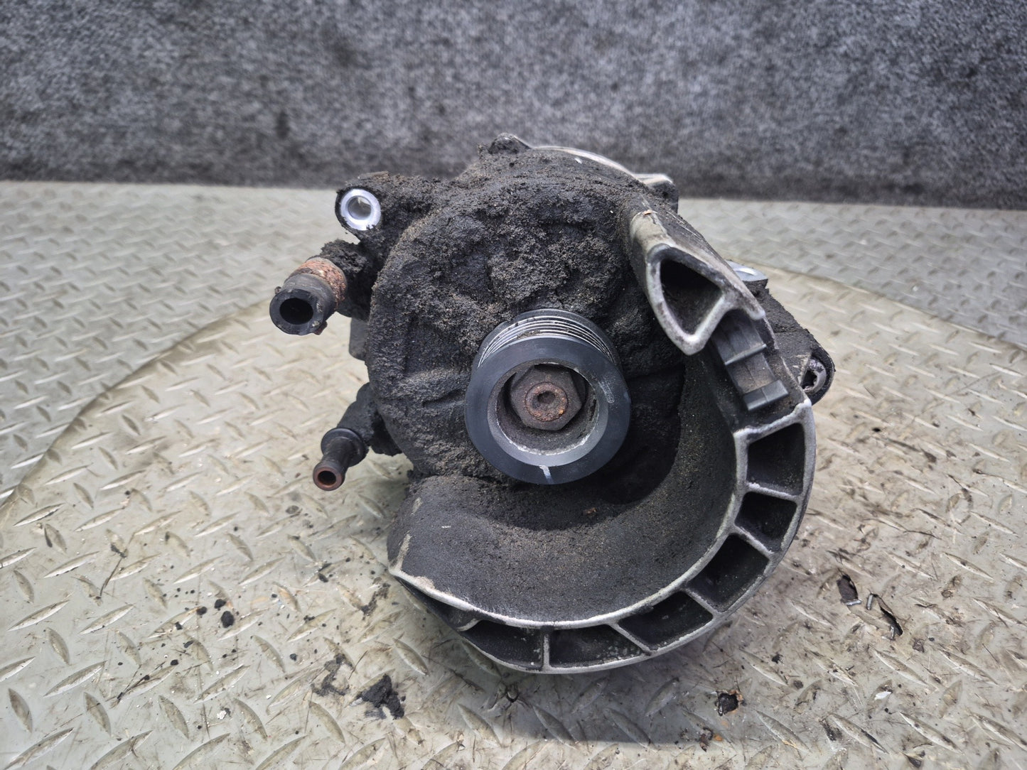 2011-2018 Porsche Cayenne 958 4.8L 190A Engine Alternator Generator 94860303300