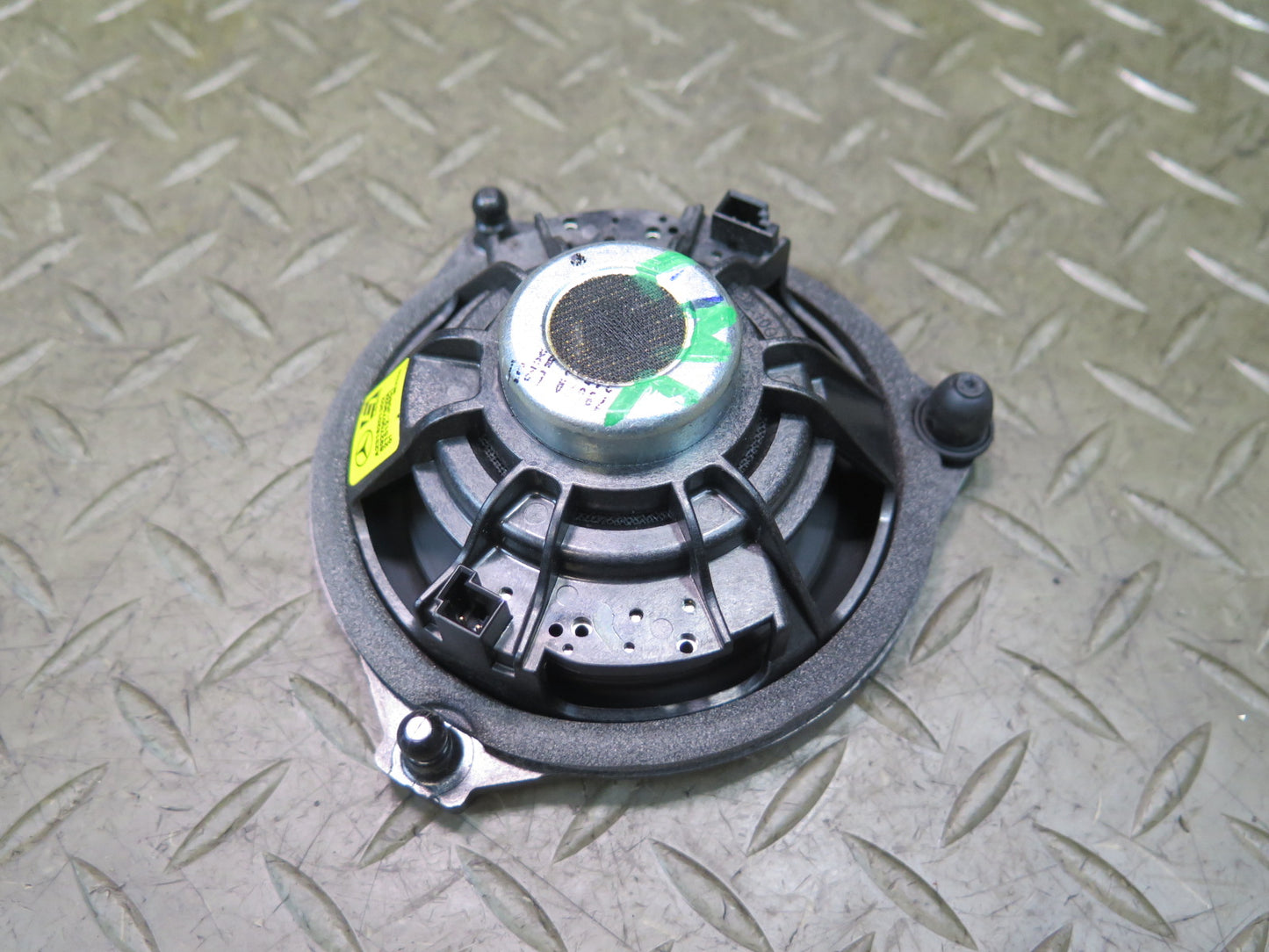 2012-2015 Mercedes X166 W166 ML Dash Front Left or Right Speaker 2318201302
