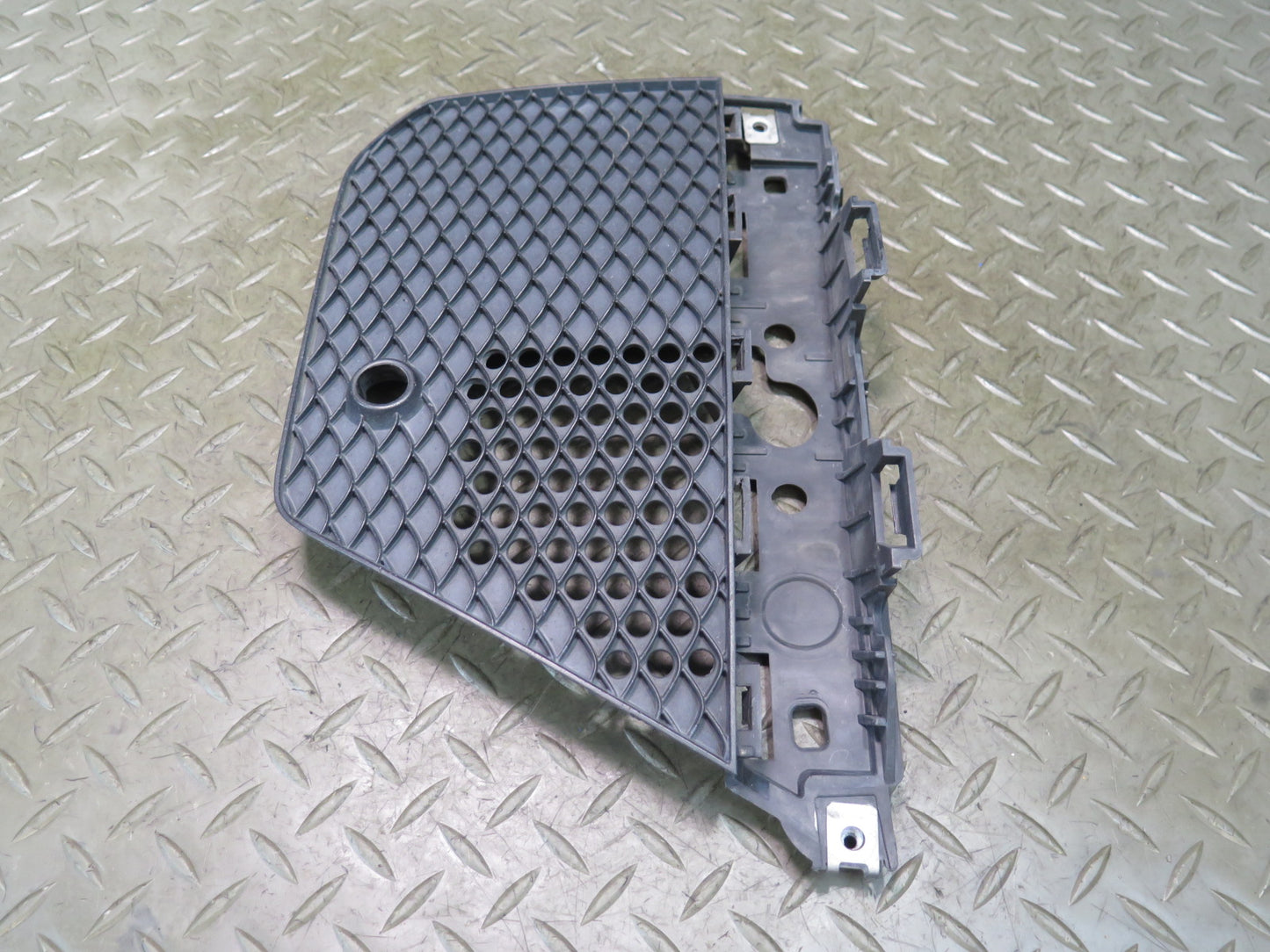 2012-2015 Mercedes X166 W166 AMG Front Bumper Right Insert Grille