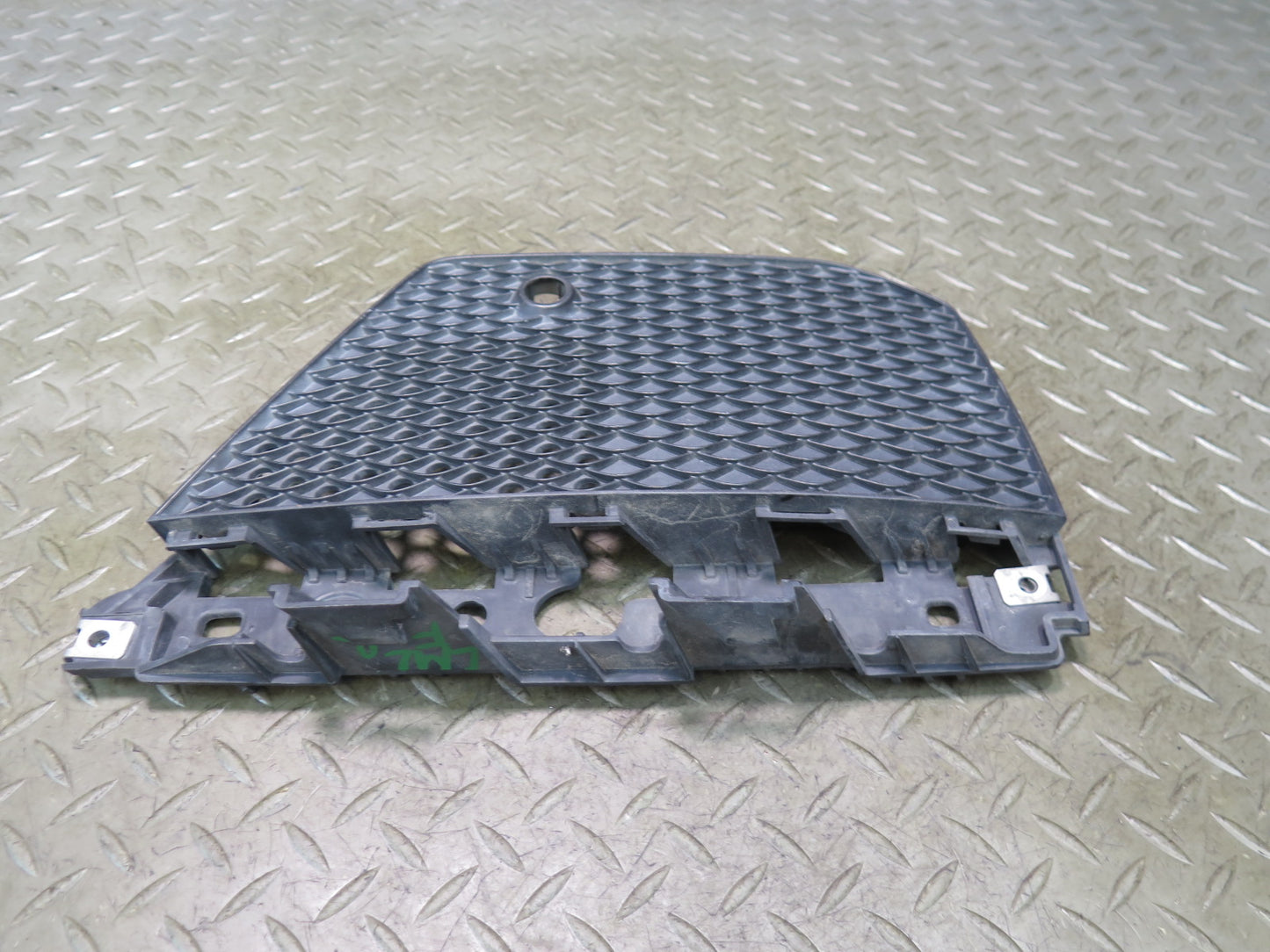 2012-2015 Mercedes X166 W166 AMG Front Bumper Right Insert Grille