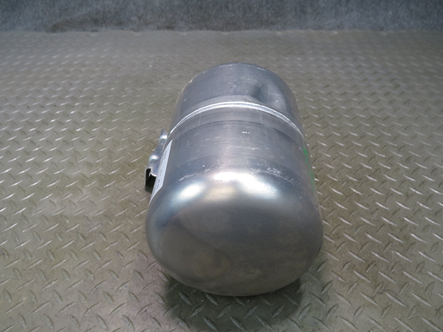 2012-2015 Mercedes X166 W166 Ml-class Air Suspension Vacuum Reservoir Tank